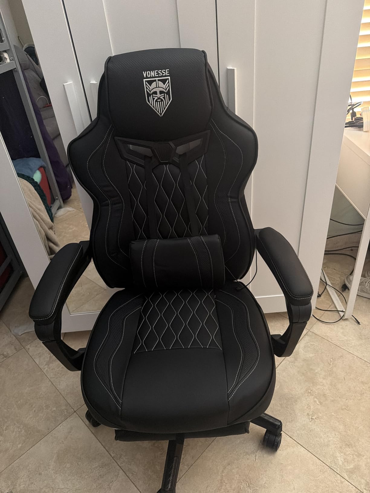Vonesse Gaming Chair for Adults, Reclining Gaming Chairs with Footrest and Massage, Computer Gaming Chair for Heavy People, Ergonomic Gamer Chair Big and Tall (Black/Gray) customer photo 1