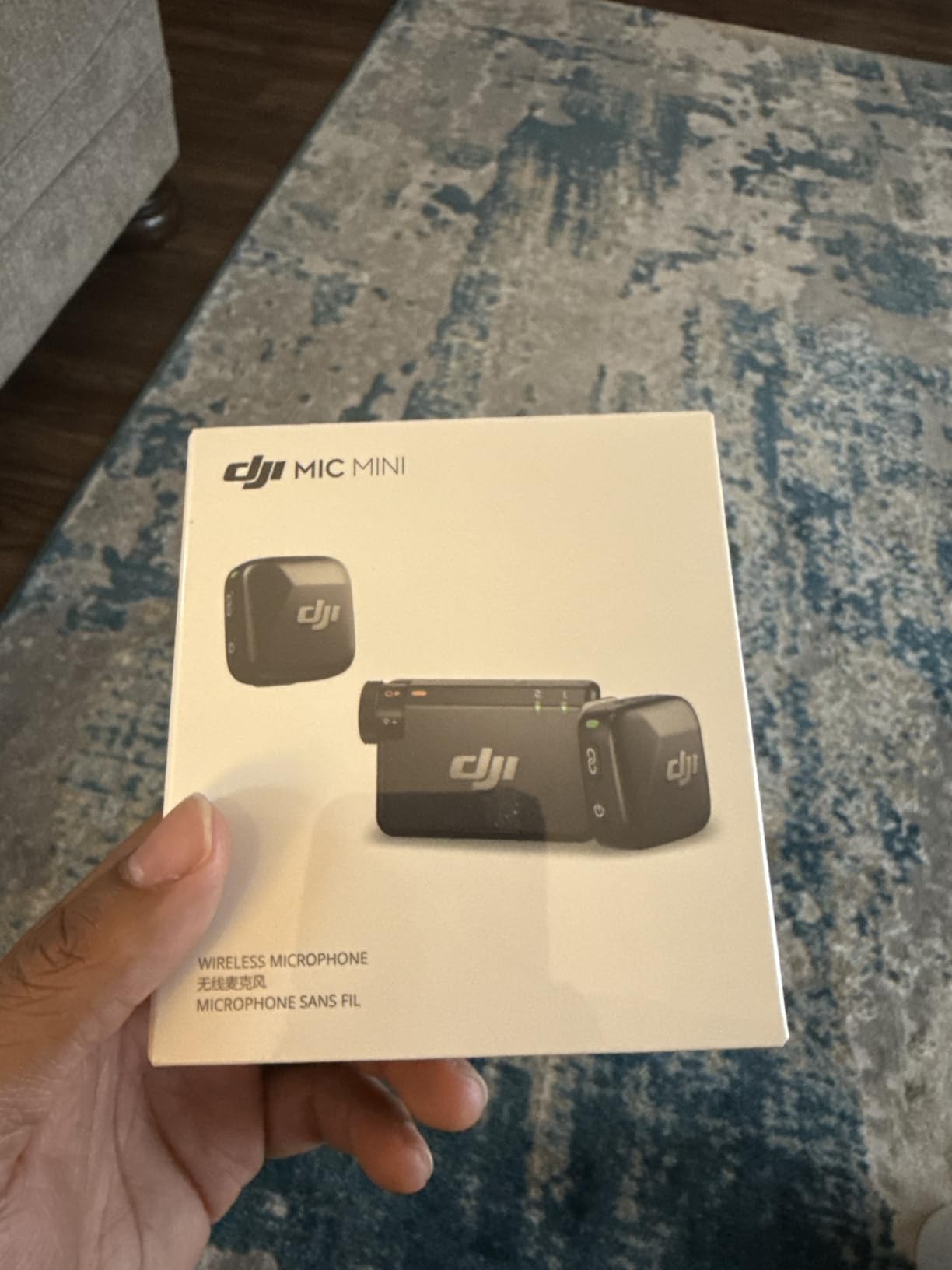 DJI Mic Mini (2 TX + 1 RX), Ultralight, Detail-Rich Audio | Noise Cancelling, Automatic Limiting, Wireless Microphone for Camera/iPhone/Android, Vlog, Streaming, 400m Transmission customer photo 2
