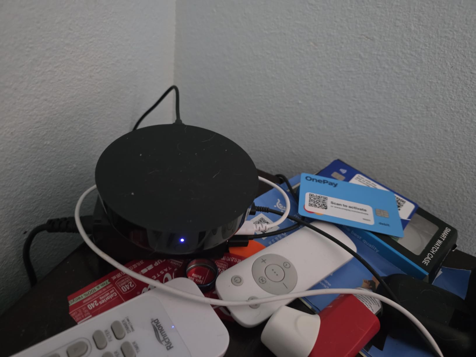 Aqara Smart Hub M200, Matter Controller, Featuring Aqara Zigbee, Wi-Fi, IR | Thread Border Router, Features Zigbee, Bluetooth, Wi-Fi, PoE, Supports Apple HomeKit, Alexa, SmartThings, Home Assistant customer photo 1