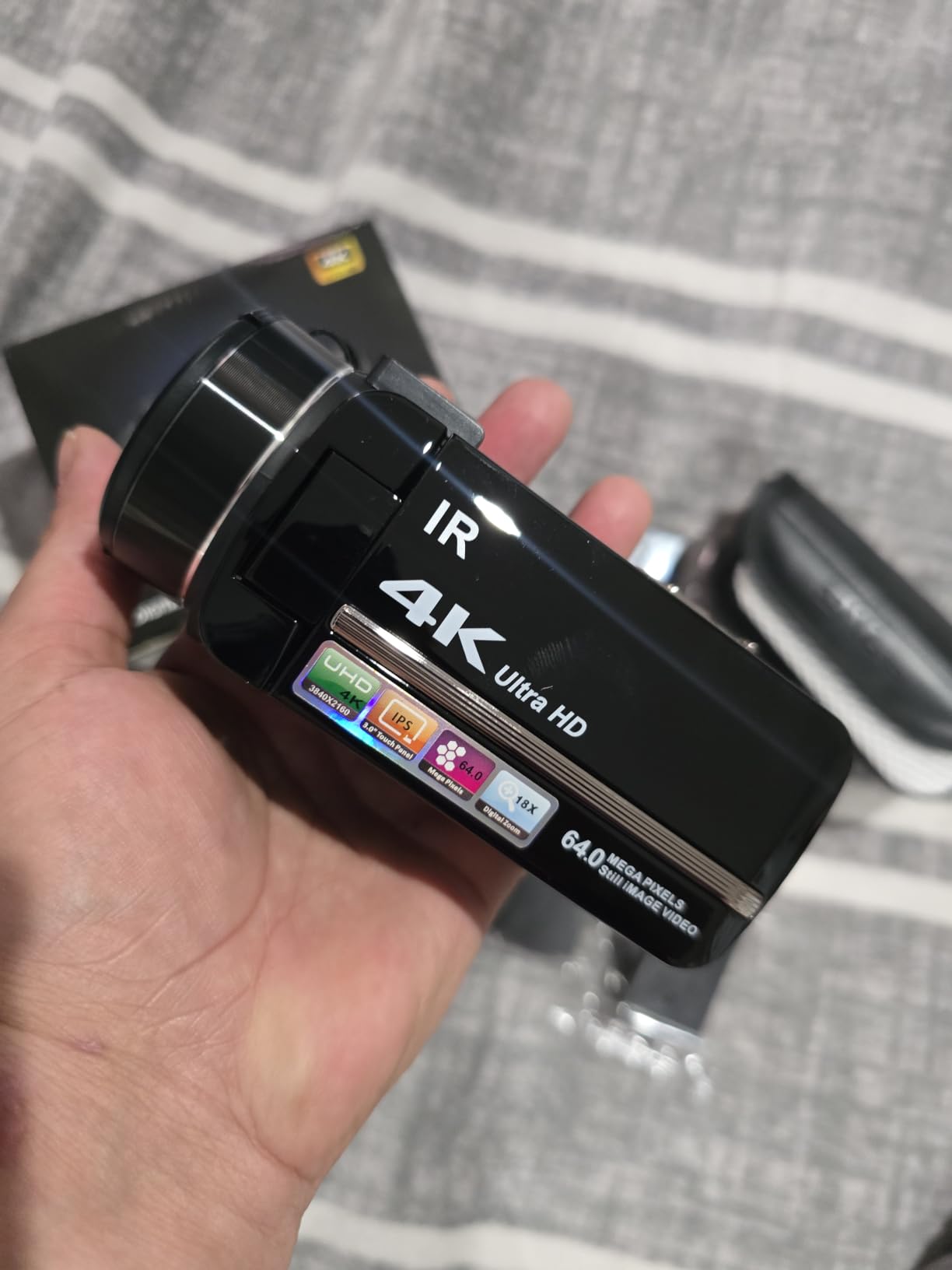 ZYDIIE 4K Video Camera Camcorder UHD 64MP Vlogging Camera for YouTube 18x Digital Zoom 3