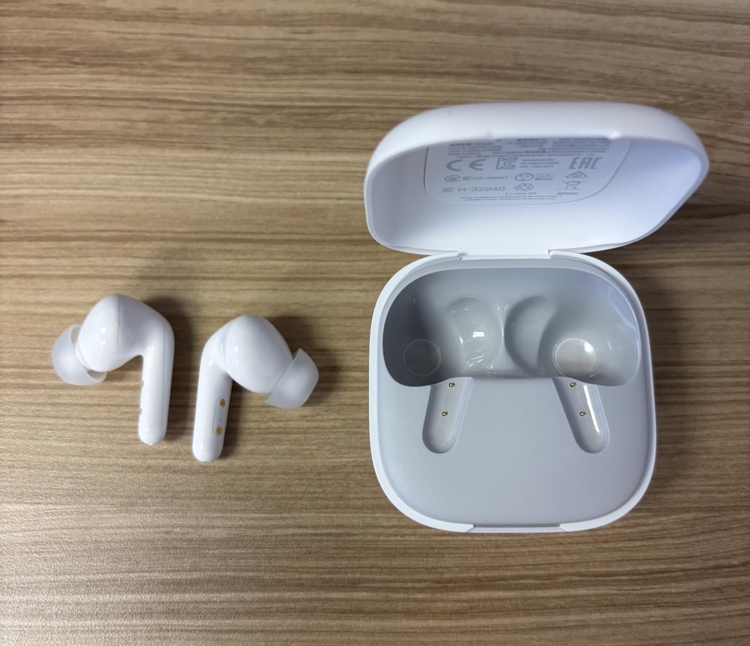 Soundcore P31i by Anker Translation Earbuds with Real-Time Adaptive ANC | Real-Time Adaptive Noise Cancelling, Hi-Res Sound, Translation Earbuds, 50H Playtime, Spatial Audio, Fast Charging, IP55 customer photo 2