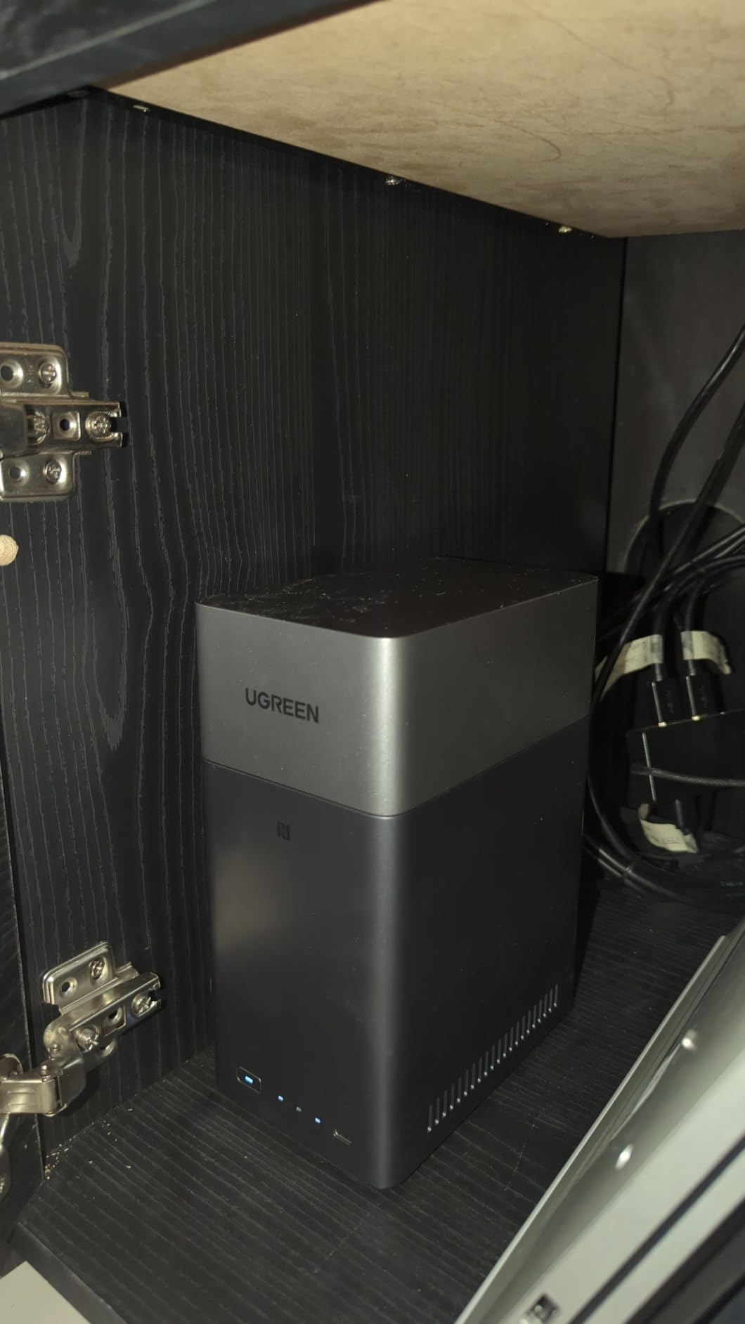 UGREEN NAS DH2300 2-Bay for Beginners & Personal Users, Phone Backup | AI Album, Private Cloud/Remote Access, File Sharing, Multi-Device Backup, Home Entertainment, 4GB RAM on Board (Diskless) customer photo 1