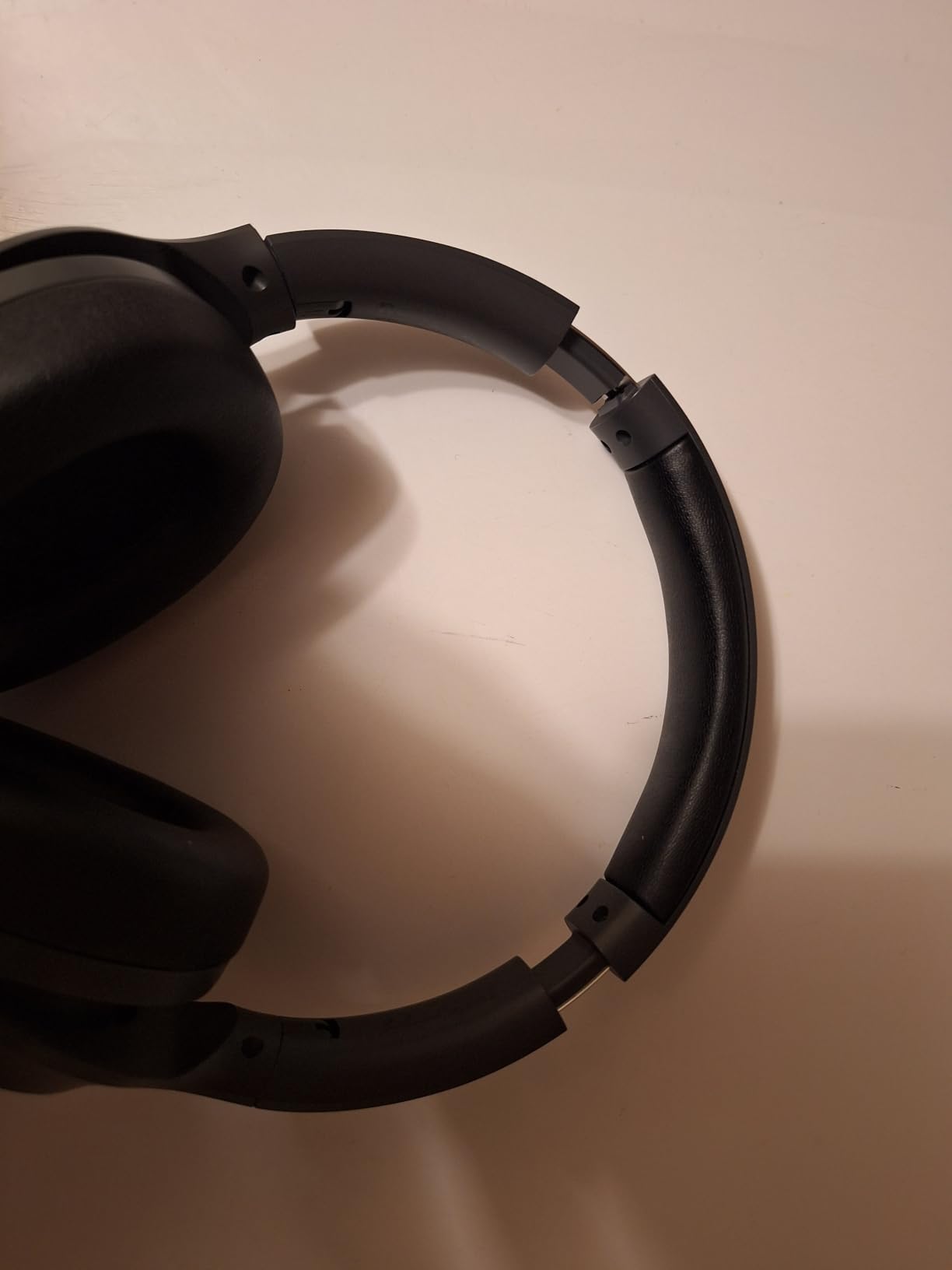 TOZO HT3 Hybrid Noise Cancelling Wireless Headphones, 90H Over Ear Headset | Hi Res Audio, AI Voice Assistant, Dual Device Connection, 32 Custom EQs, Built In 5 Mics, ANC, Foldable, Bluetooth 6.0 Black customer photo 2