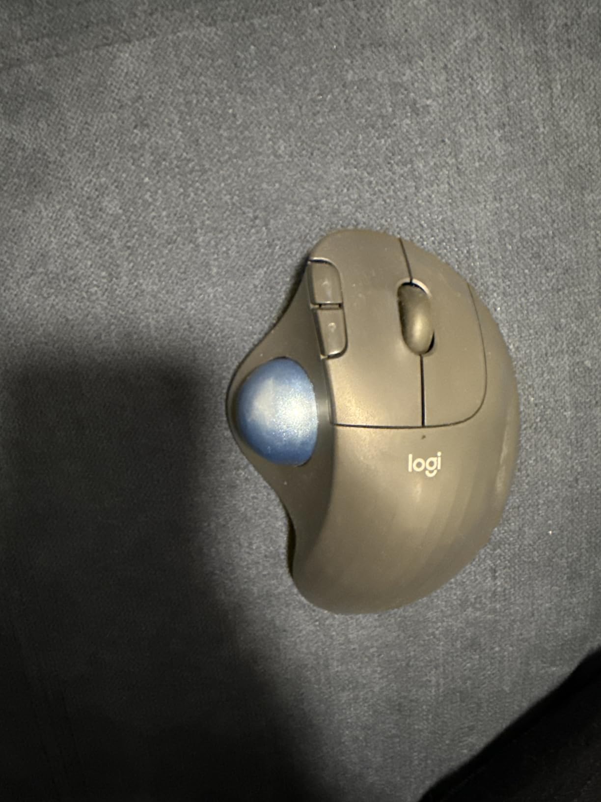 Logitech 910007026 Ergo M575S Wireless Ergonomic Trackball Mouse - Black customer photo 1