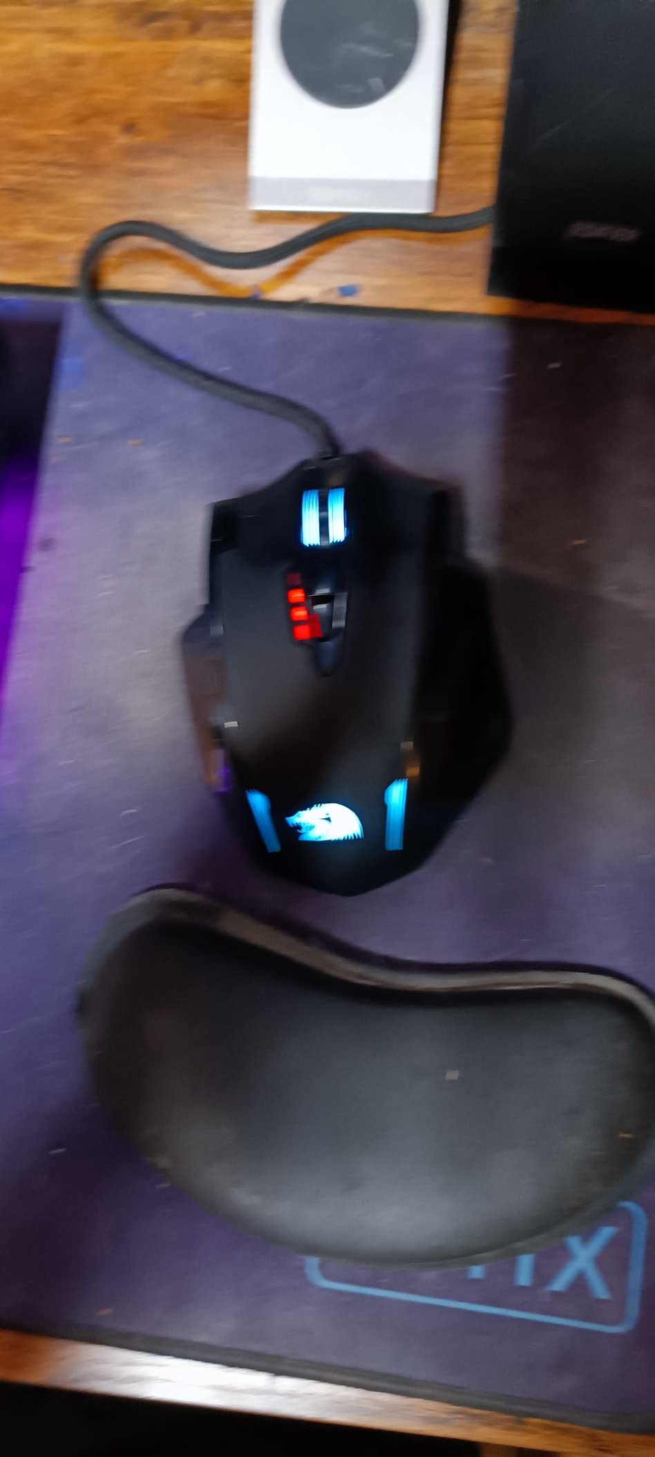 Redragon M908 Wired RGB MMO Gaming Mouse 24000 DPI Remapping Keys | Stable Lag-Free Connection, Redefine Keybinding Macro, Vibing Backlight, Ergonomic Grip Body Comfort customer photo 2