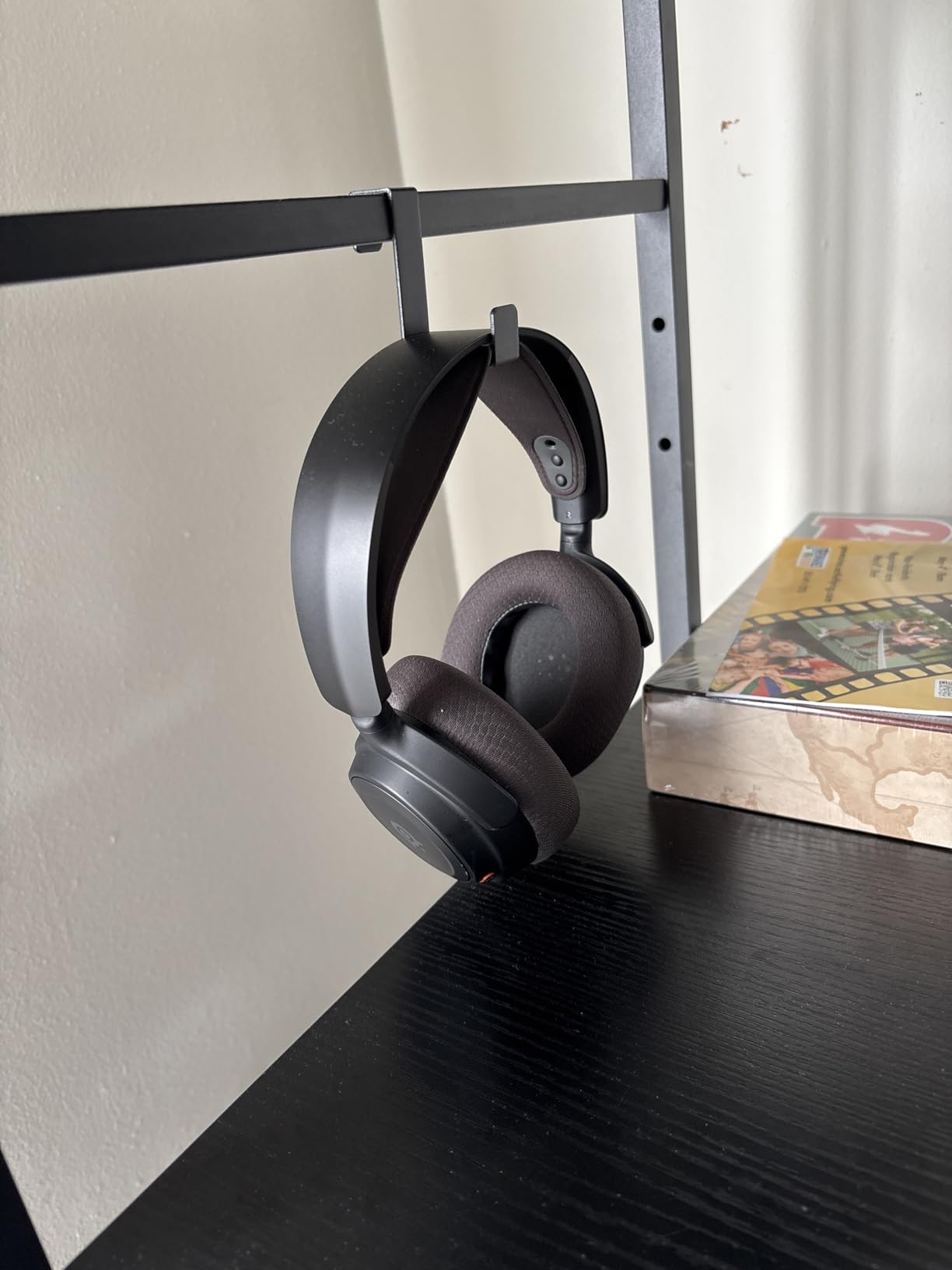 SteelSeries Arctis Nova 7X Wireless Gen 2 Gaming Headset - Real-Time App Control, 50+ HR Play, Neodymium Drivers, Mix 2.4GHz/Bluetooth, Xbox, PC, PS5/PS4, Switch 1/2, Mobile - Black customer photo 2