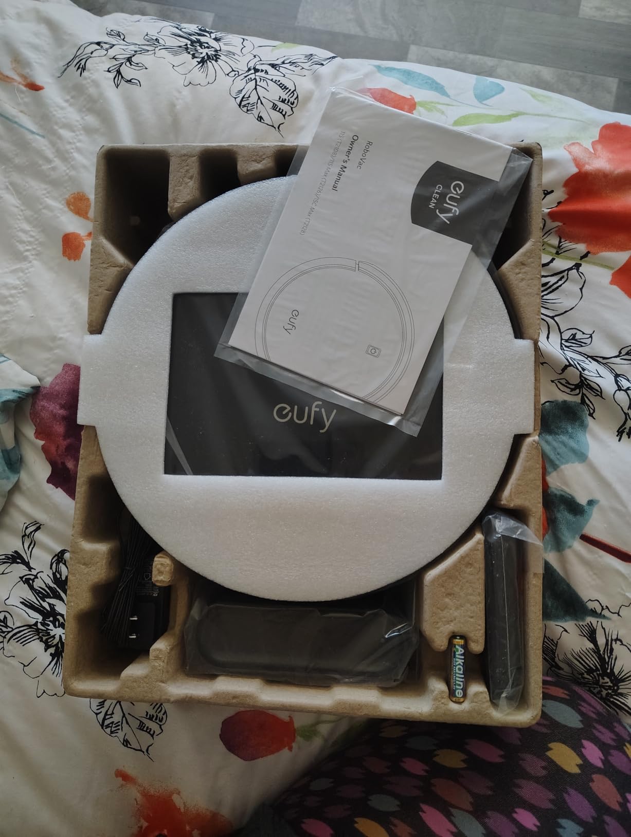 eufy C28 Robot Vacuum Cleaner and Mop Combo customer photo 1