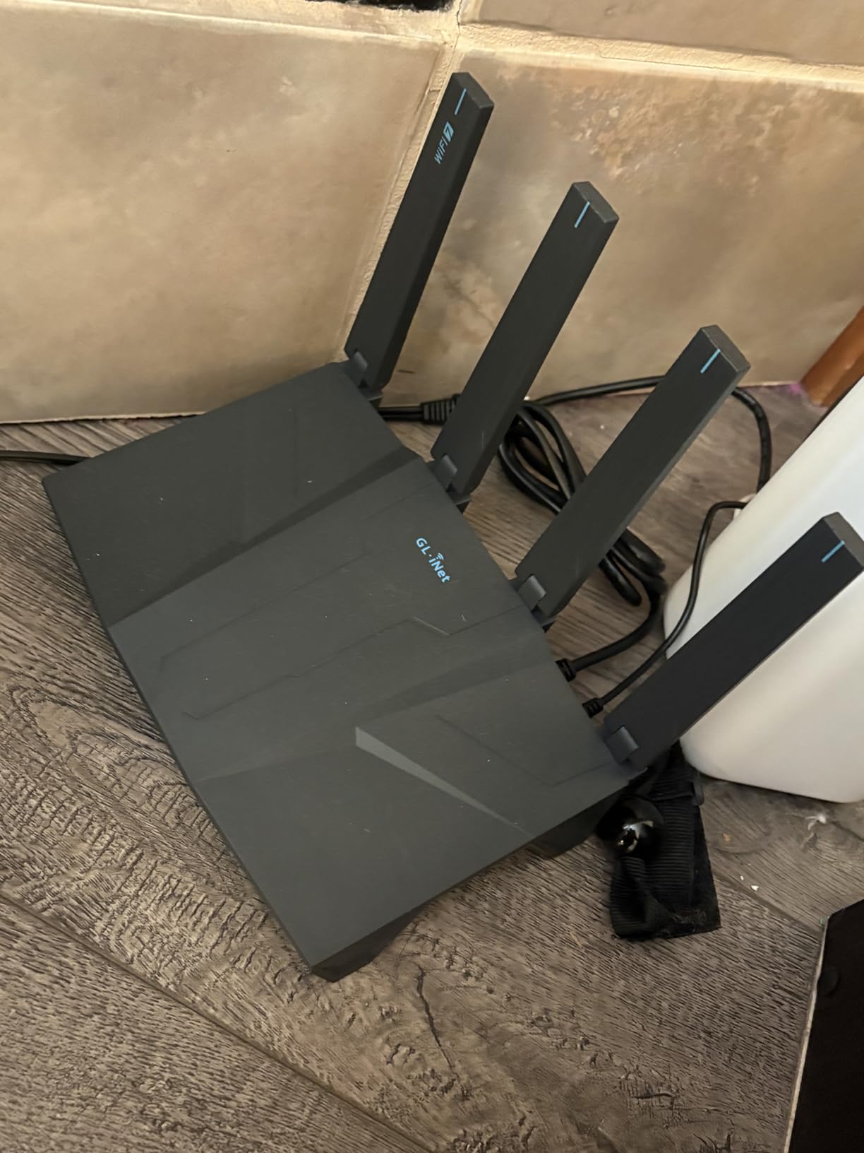 GL.iNet GL-BE6500 Flint 3e Wi-Fi 7 Router with VPN for Home and Gaming | Wi-Fi 7 BE6500 up to 6.5 Gbps with MLO and 4K-QAM for 4K streaming, gaming, and video calls customer photo 2