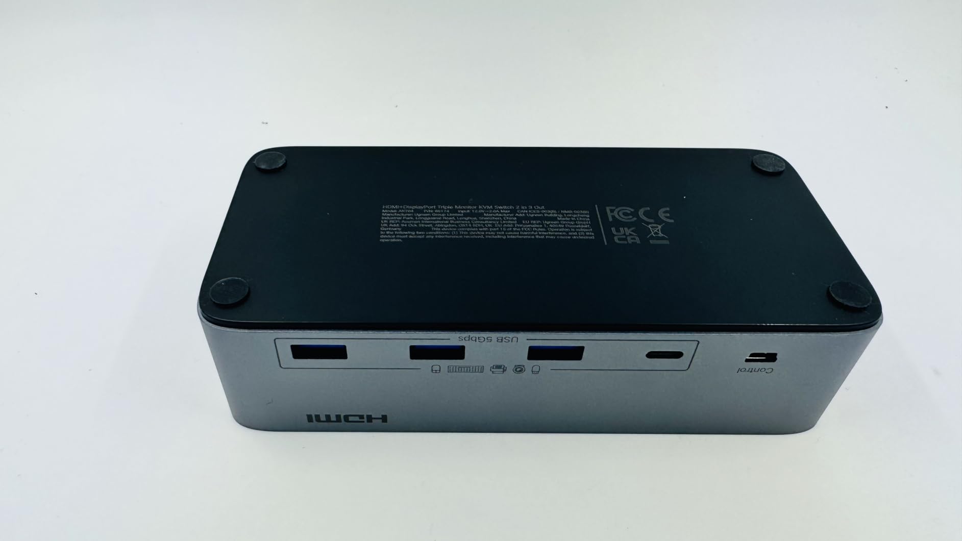 UGREEN 8K@60Hz HDMI Displayport KVM Switch 3 Monitors 2 Computers, Aluminum customer photo 1