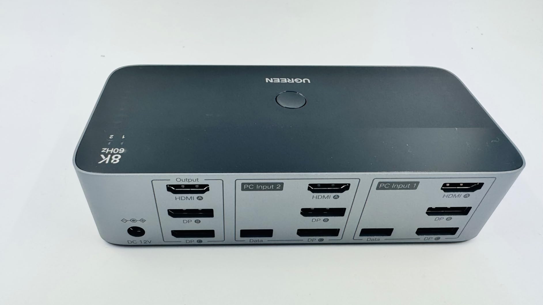 UGREEN 8K@60Hz HDMI Displayport KVM Switch 3 Monitors 2 Computers, Aluminum customer photo 2