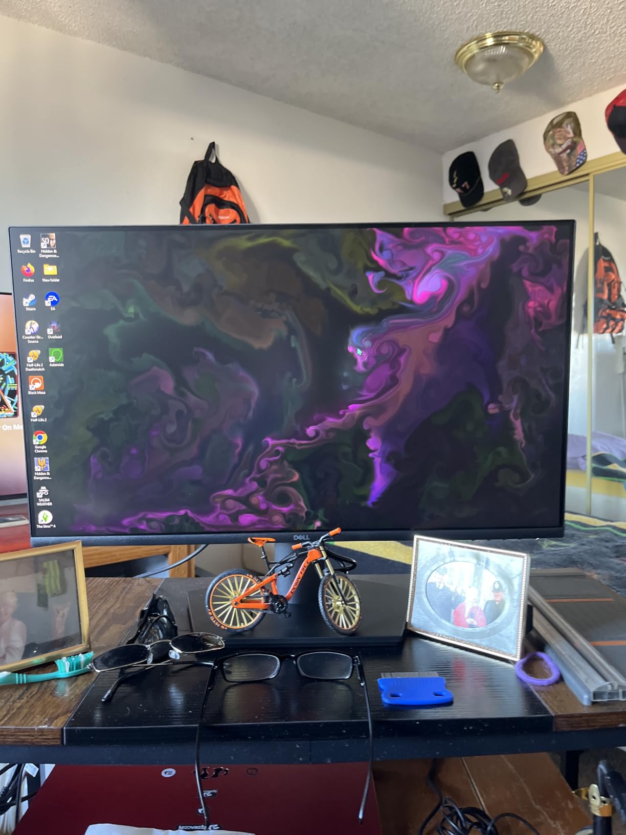 Dell 27 Monitor - SE2726H - 27-inch FHD (1920x1080) 144Hz 1ms Display, in-Plane Switching (IPS) Technology, AMD FreeSync, TUV 3-Star 2X HDMI, Tilt customer photo 1