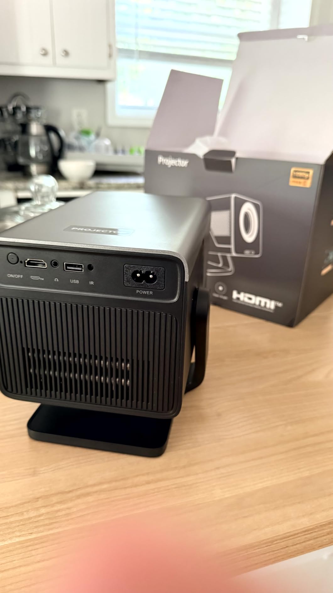 X7 2000 ANSI Smart Projector, 4K/8K Input Support, Native 1080P, 125% sRGB customer photo 1