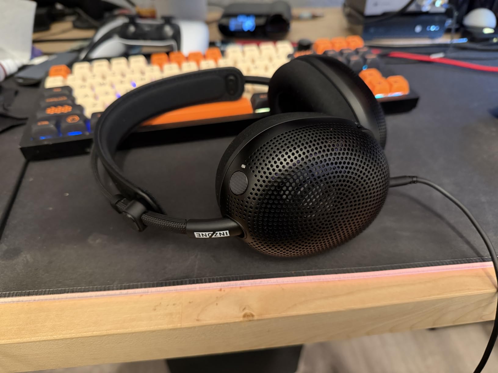 Sony INZONE H6 Air Wired Open-Back Gaming Headset with Mic, Black | Ultra-Lightweight for All Day Comfort, For PC/PS5/Mobile, Detachable High-Fidelity Mic, Audiophile, USB-C Audio Box customer photo 1