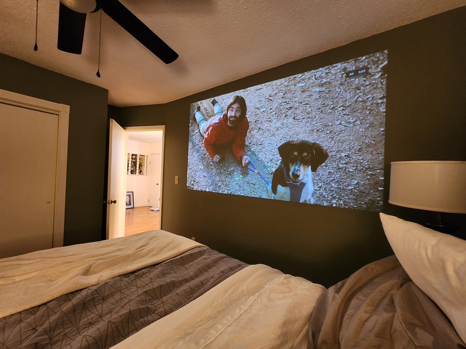 XGIMI Elfin Flip 4K Portable Projector with WiFi and Bluetooth, Google TV, RGB Triple Laser, 1600 ISO Lumens, Optical Zoom, Harman Kardon Sound, 1ms Gaming customer photo 1