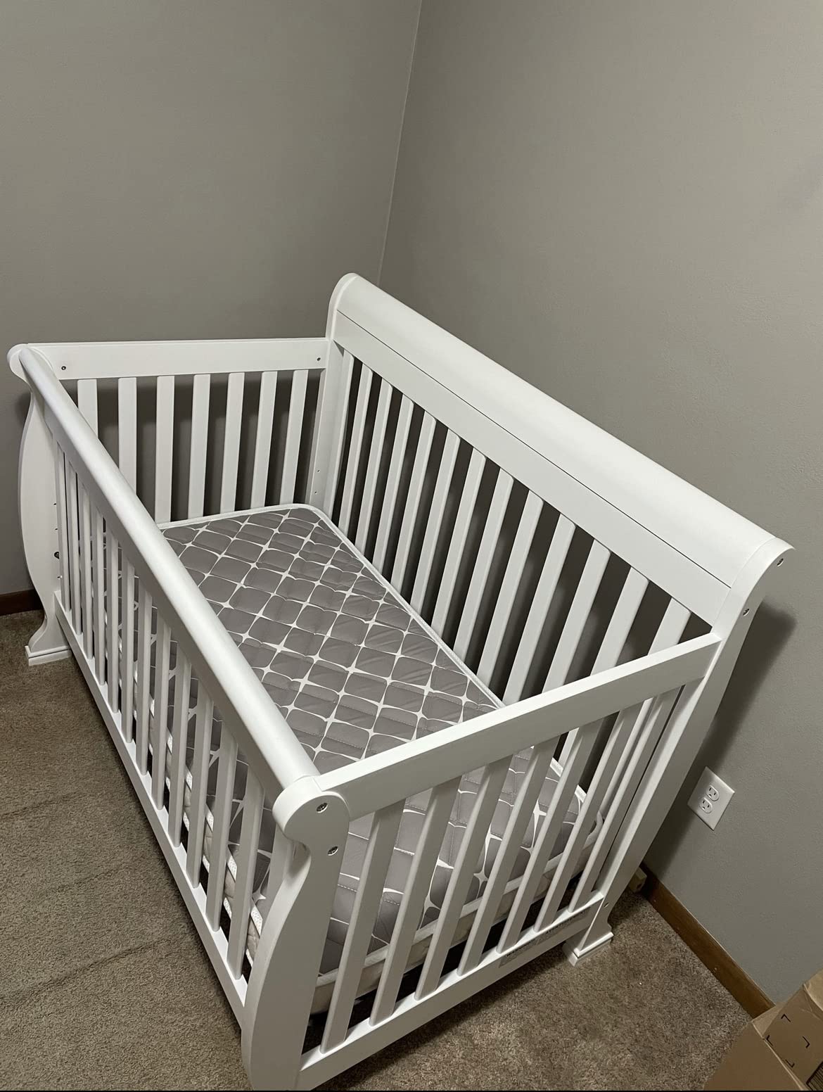 DaVinci Kalani 4-in-1 Convertible Crib in White, Greenguard Gold Certified customer photo 1
