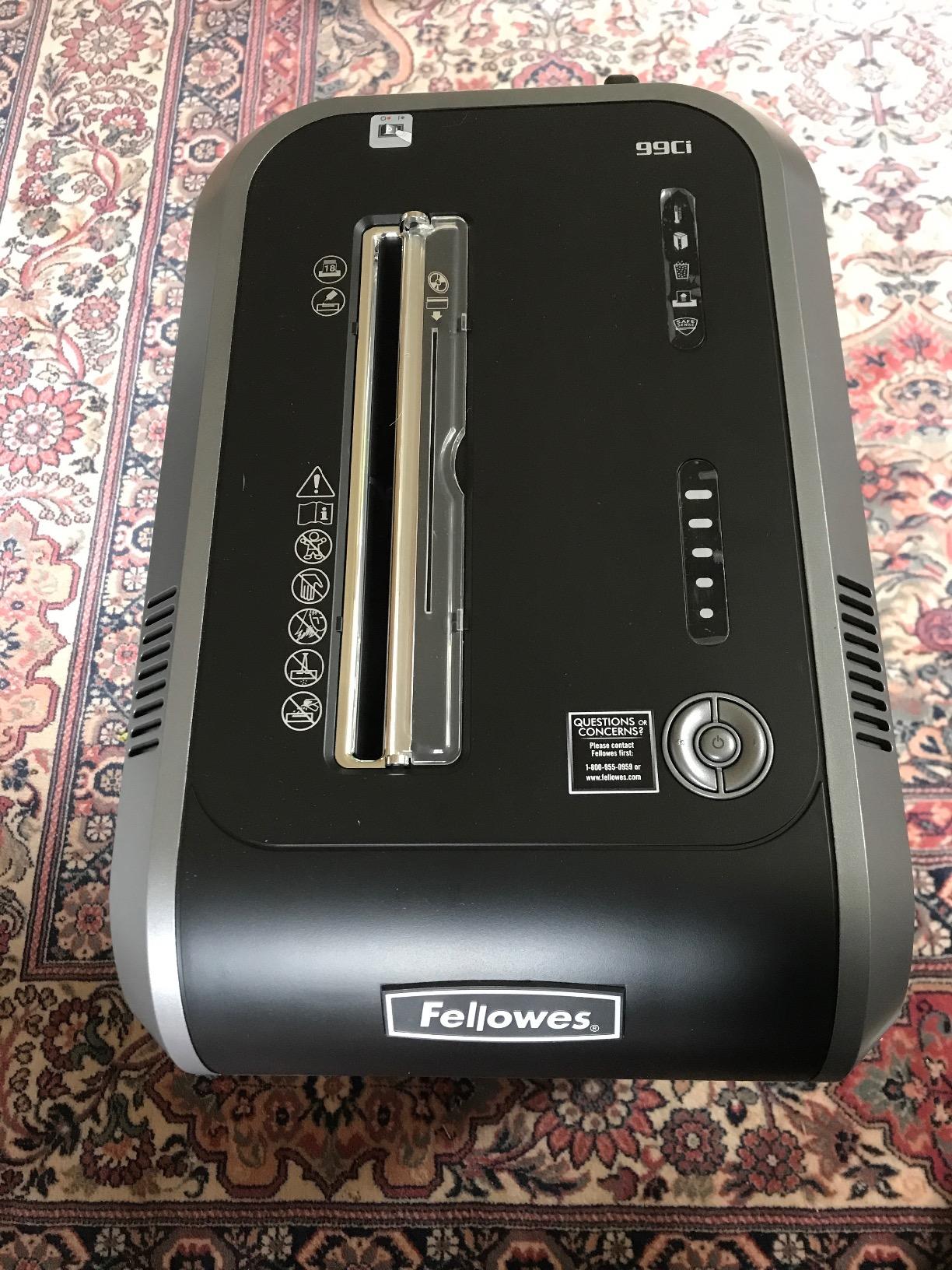 Fellowes ‎Powershred 79Ci 16-Sheet 100% Jam-Proof Heavy Duty Crosscut Paper Shredder Machine for Office and Home, Black/Dark Silver 3227919 customer photo 2