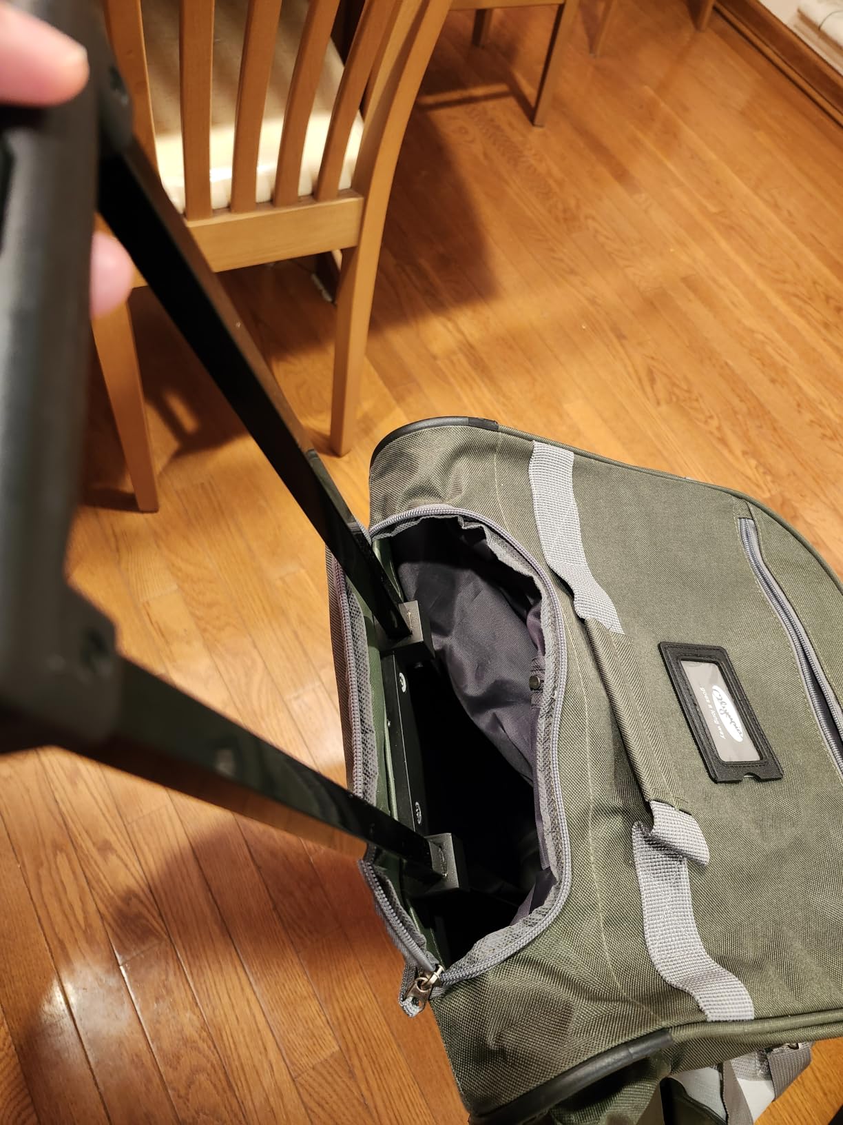 Olympia U.S.A. 22 inch Carry On 8 Pockets Wheeled Rolling Duffel Bag Water Resistant Luggage Lightweight Travel Suitcase with Retractable Handle customer photo 1