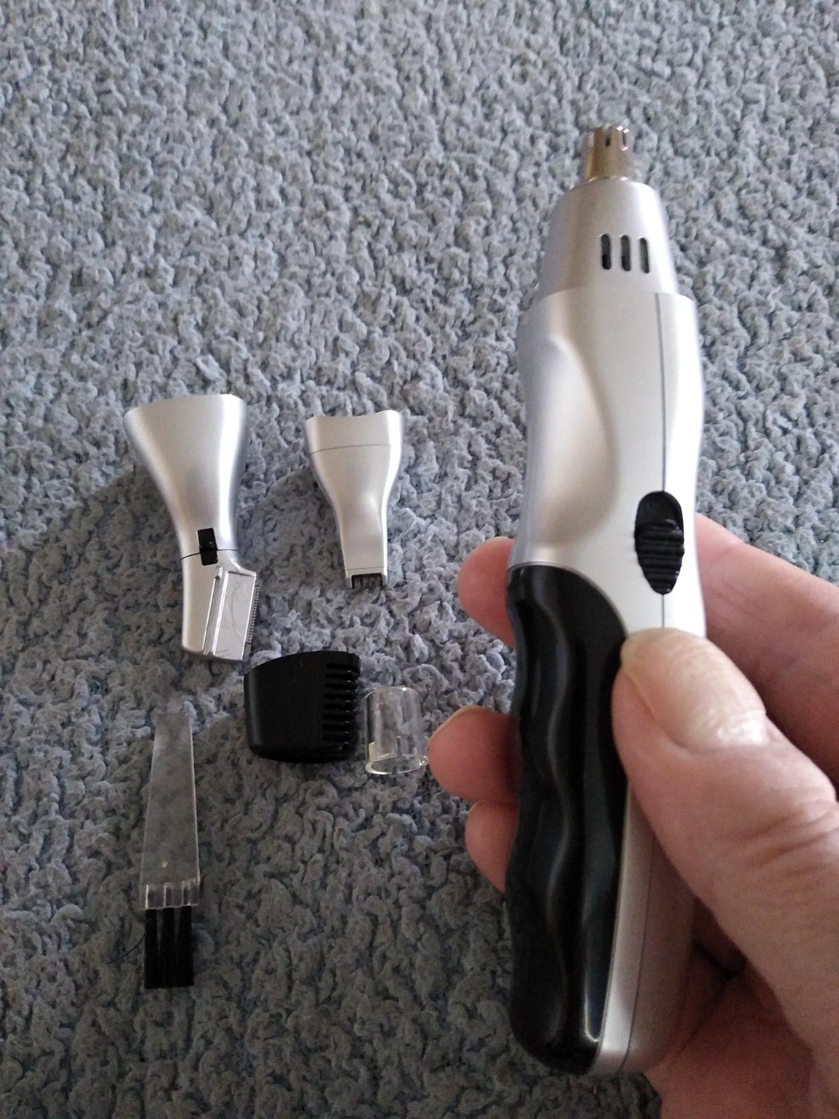 Wahl Battery Men’s Nose Hair Trimmer - Eyebrows, Neckline, Nose & Ear Hair customer photo 2