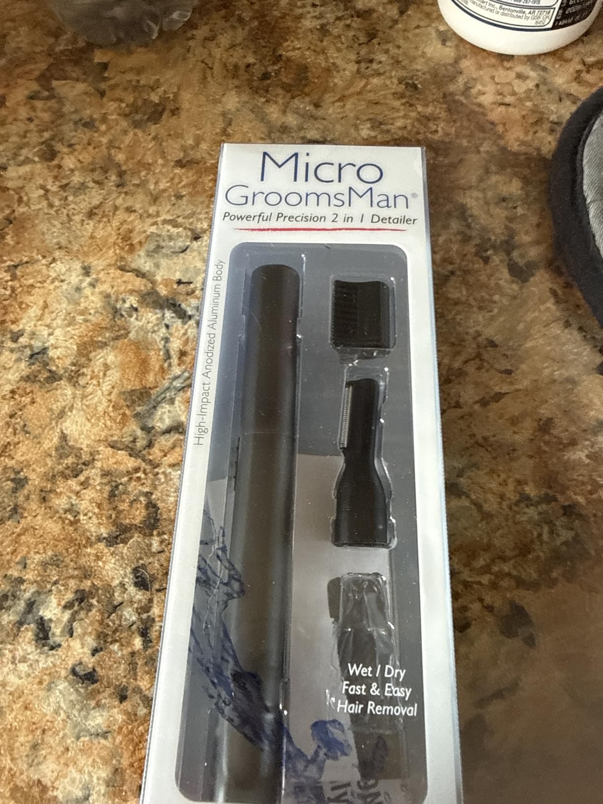 Wahl Micro Groomsman Battery Personal Trimmer for Eyebrows, Nose & Ear customer photo 1