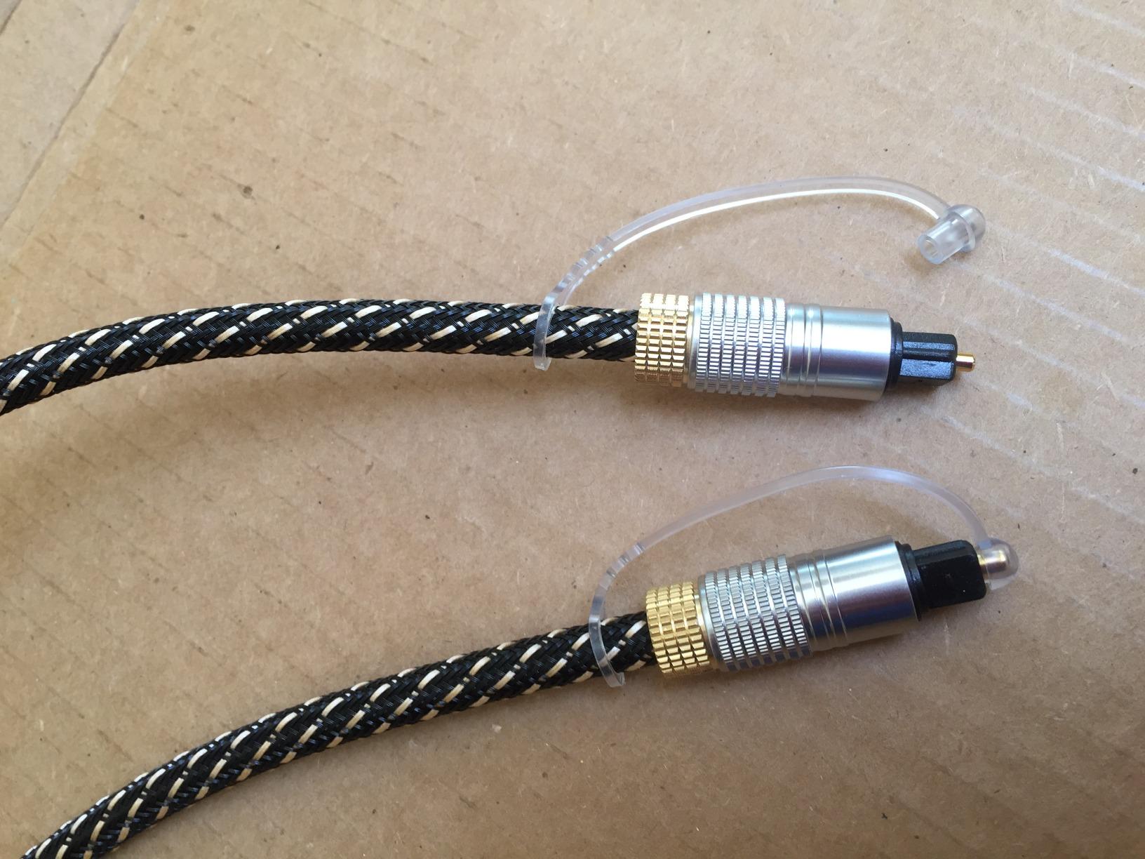 Cable Matters Premium Optical Audio Cable, Toslink Cable, 6ft customer photo 2