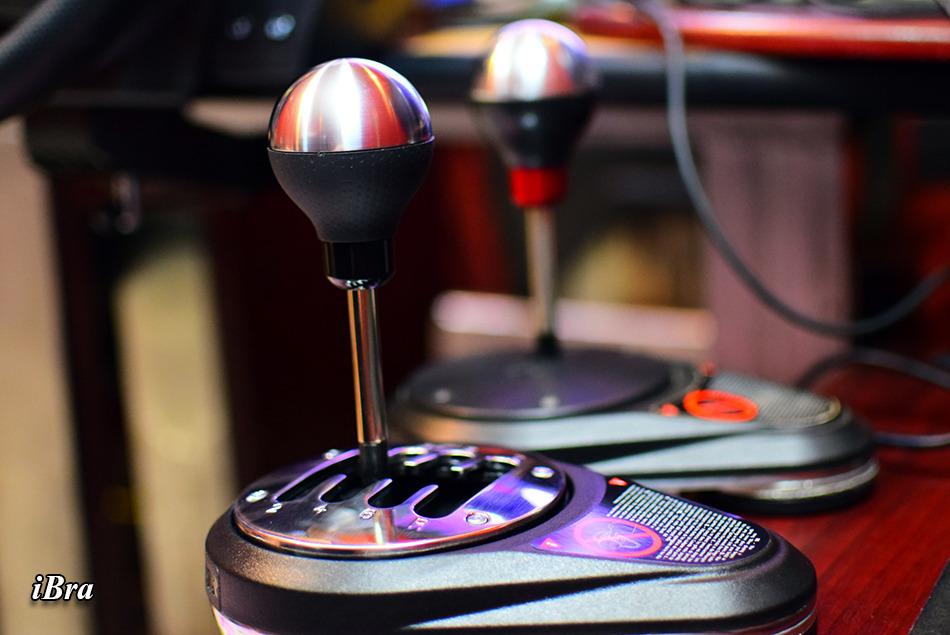 Thrustmaster TH8A Shifter, H-Pattern & Sequential Add-On - PS5, XBOX & PC | Two driving styles, 7+1 gears, compatible with all Thrustmaster racing wheels, 100% metal, Hall effect, easily mountable customer photo 2