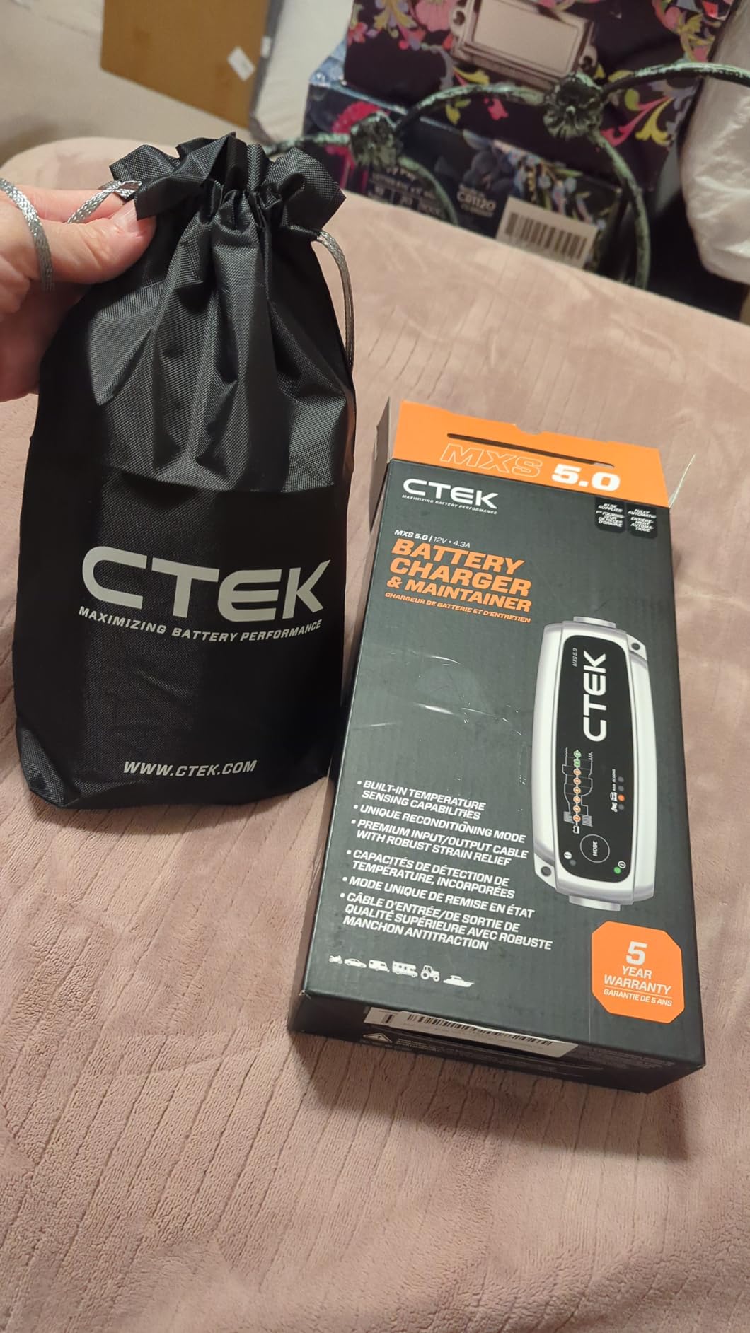 CTEK - 40-206 MXS 5.0 Fully Automatic 4.3 amp Battery Charger and Maintainer 12V customer photo 1