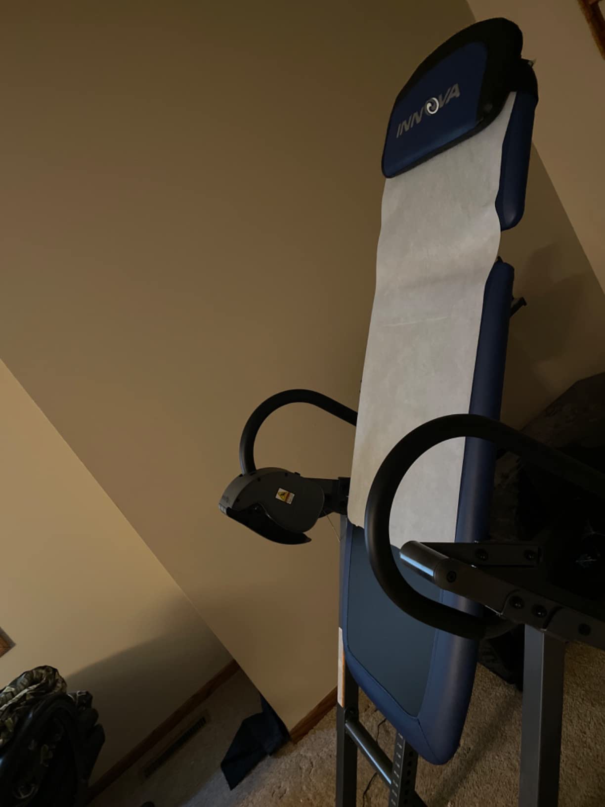 INNOVA HEALTH AND FITNESS ITM4800 Advanced Heat and Massage Inversion Table,Black/ Blue / Gray customer photo 1