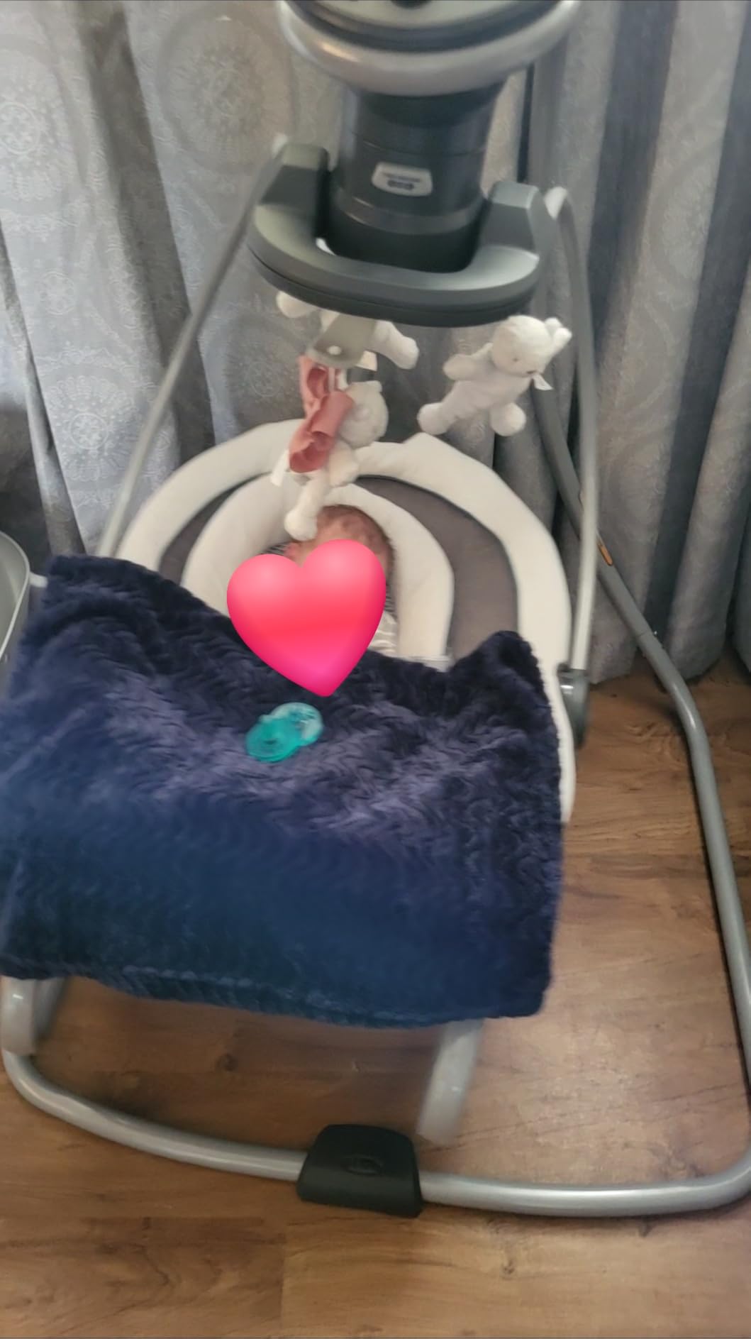 Graco DuetSoothe 2-in-1 Portable Baby Swing & Rocker, Sapphire customer photo 2
