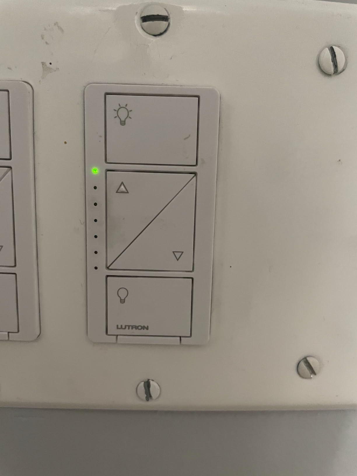 Lutron Caseta Smart Dimmer Switch (Smart Hub Required), No Neutral Required customer photo 2