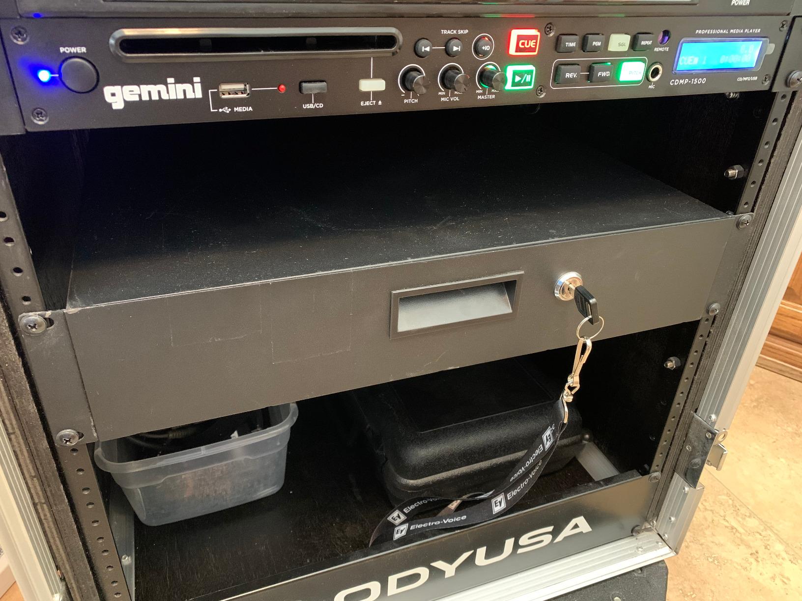 Gemini Rackmount DJ CD Player with USB & Pitch Control (CDMP-1500) customer photo 2