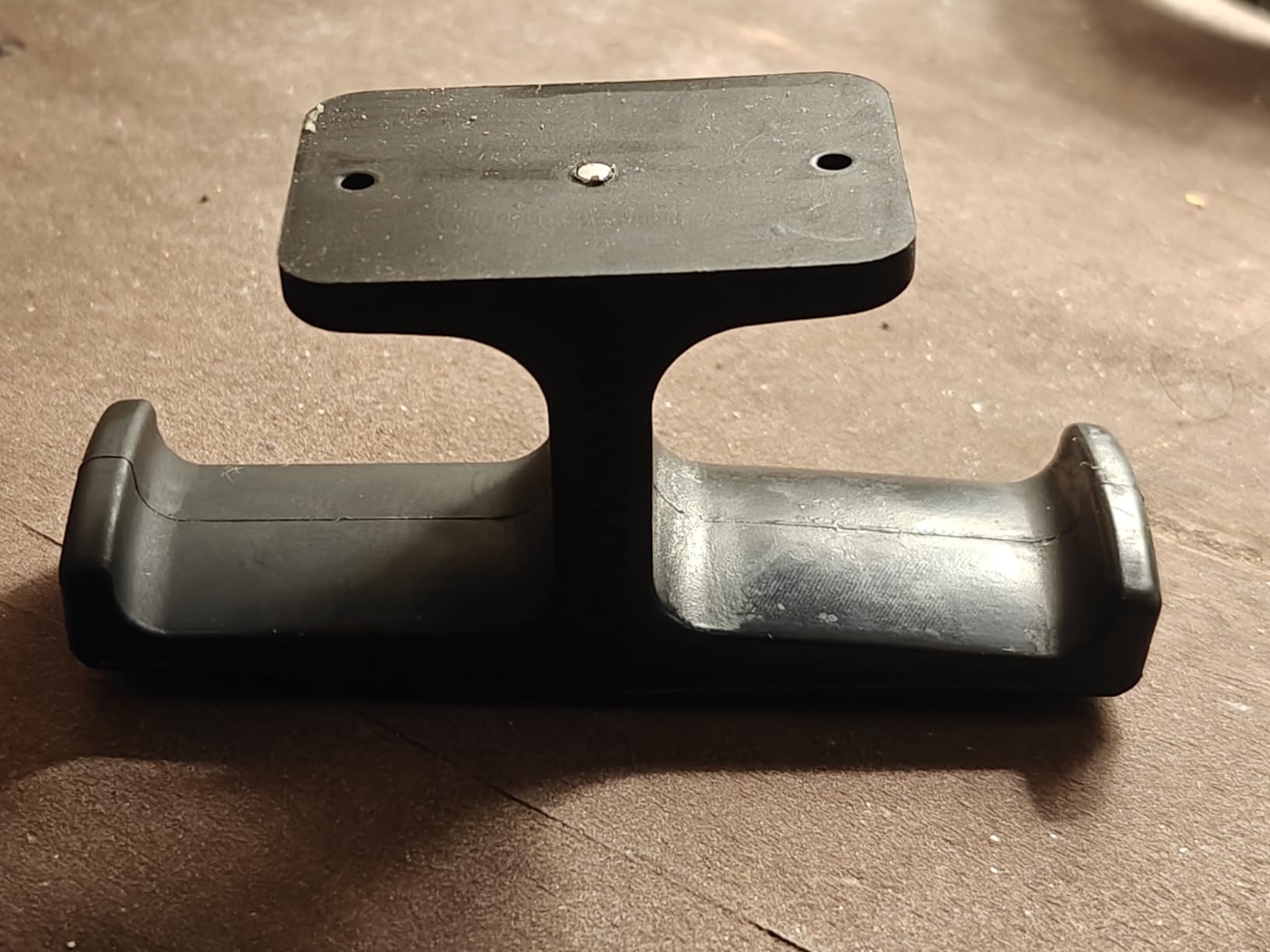 Elevation Lab The Anchor™ - THE Original Under-Desk Headphone Stand Mount Holder customer photo 1