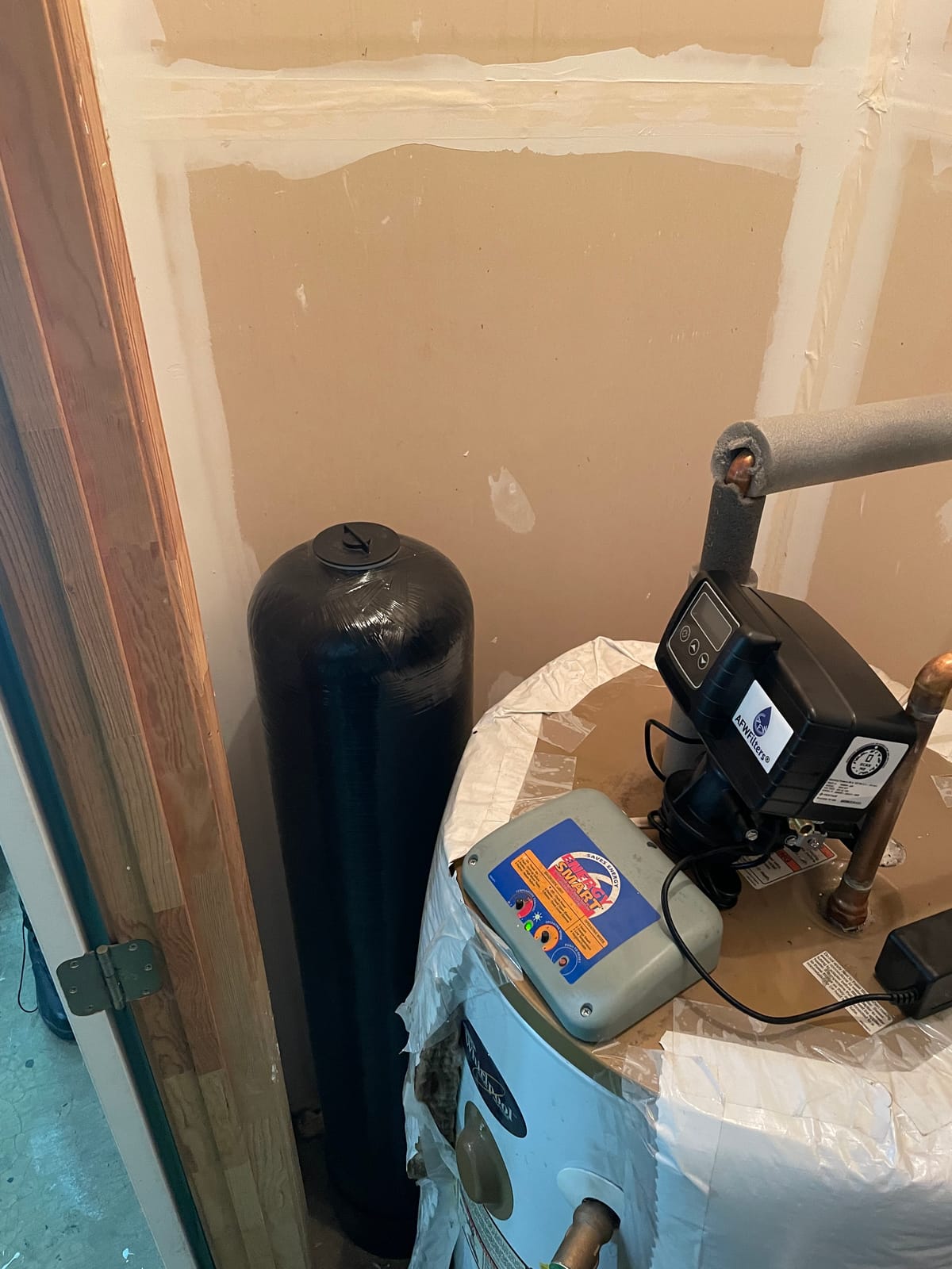 Fleck 5600 SXT Whole House Water Softener, 48,000 Grains, Black | Ships Loaded With Resin In Tank customer photo 2