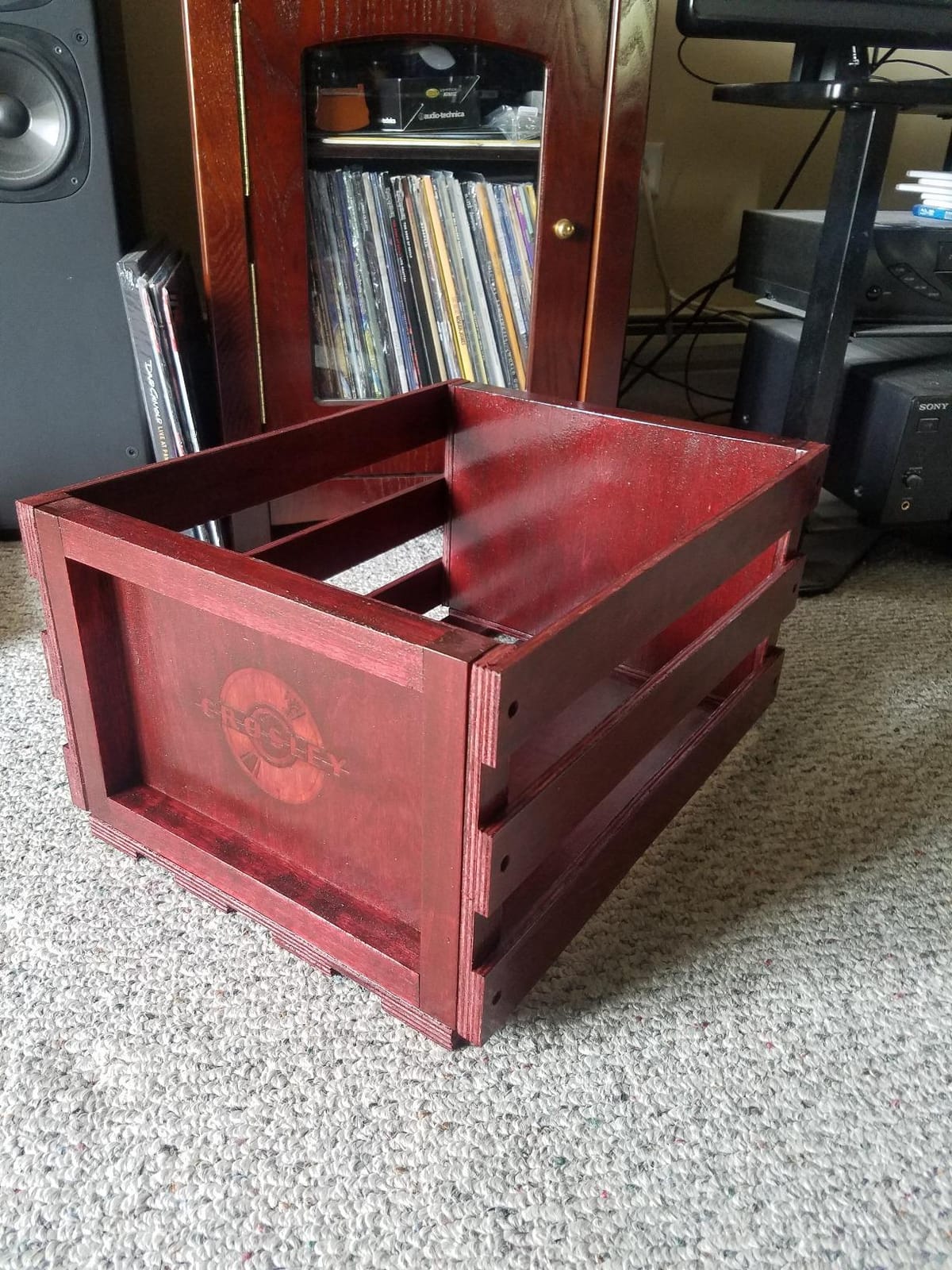 Crosley AC1004A-NA Record Storage Crate Holds up to 75 Albums, Natural customer photo 1