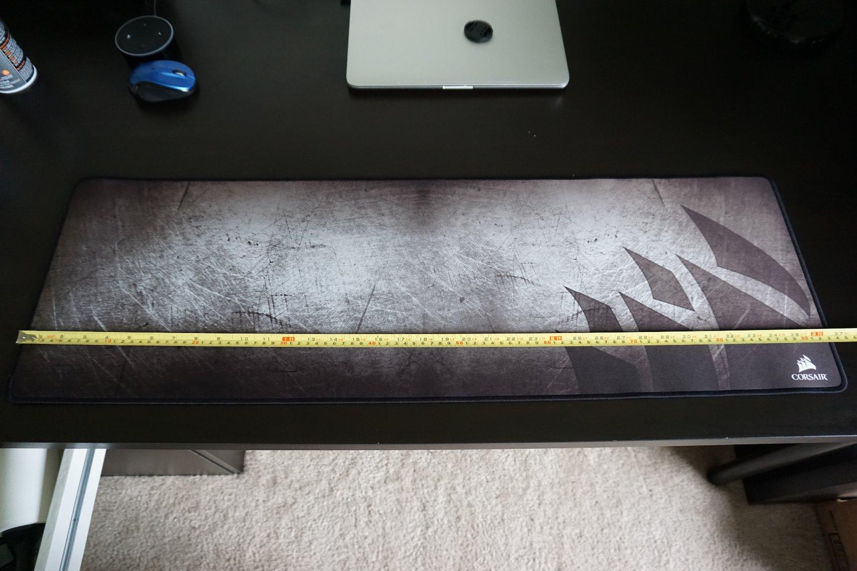 Corsair MM300 - Anti-Fray Cloth Gaming Mouse Pad - High-Performance Mouse Pad Optimized for Gaming Sensors - Designed for Maximum Control - Extended, Multi Color customer photo 1