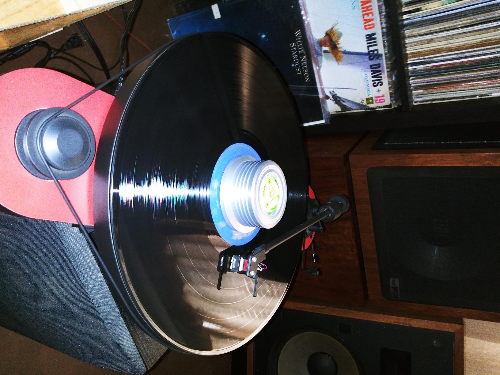 Viborg LP628B Record Weight Stabilizer, Turntable Level and Strobe Scale All-in-one, 280G LP Disc Stabilizer Vinyl Clamp for Phonograph (60Hz, Black) customer photo 2