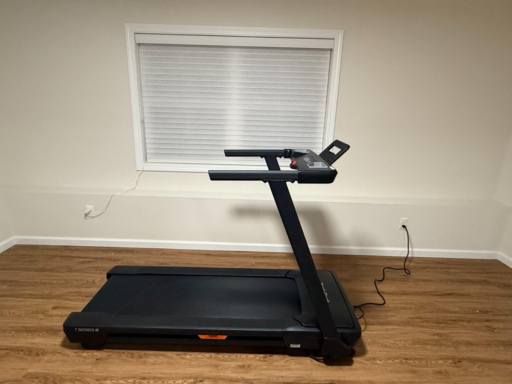 NordicTrack T Series Treadmills: T5, T6.5s, T7, T10, T16 customer photo 2