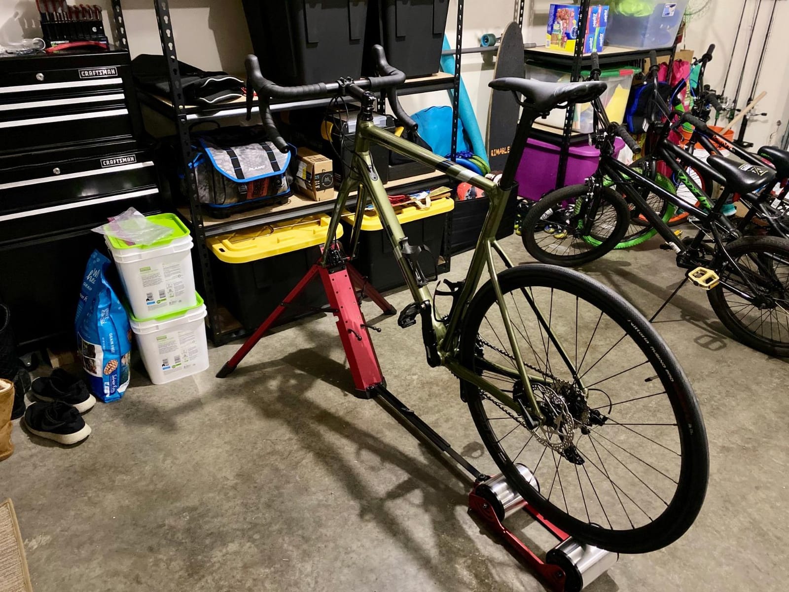 FEEDBACK SPORTS | Omnium Lightweight and Portable Bike Trainer | for 16” to 29” Wheels | Travel Bag Included customer photo 1