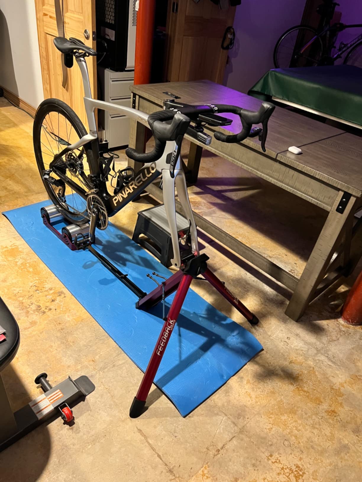 FEEDBACK SPORTS | Omnium Lightweight and Portable Bike Trainer | for 16” to 29” Wheels | Travel Bag Included customer photo 2