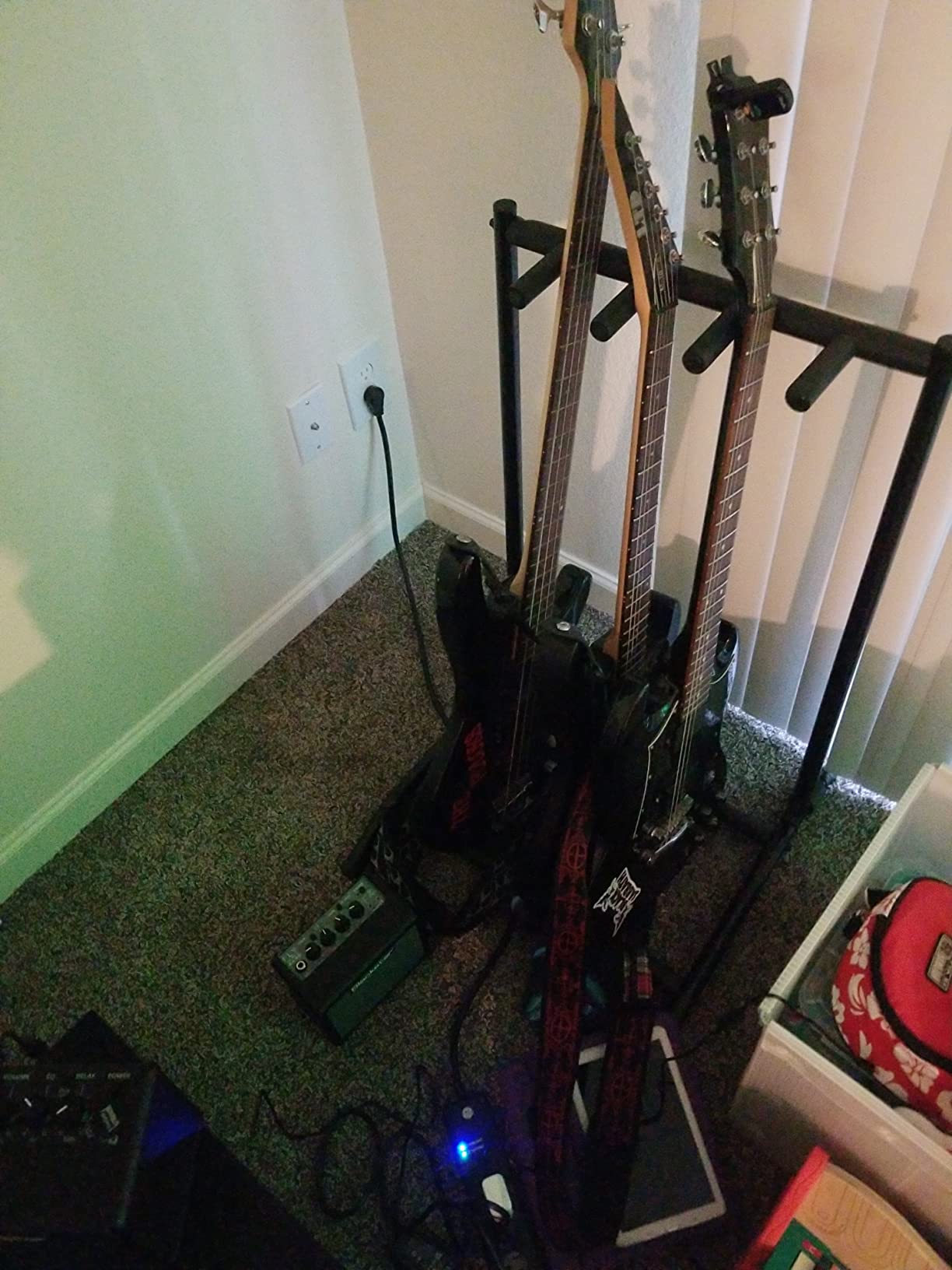 Blackstar Fly 3-3-watt 1x3 inch Compact Mini Bass Amp w/ 2 Channels and Emulated Line Out - Black customer photo 1