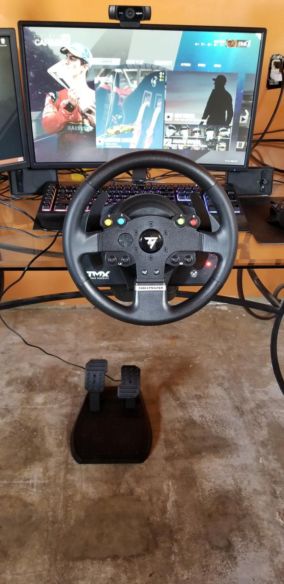 Thrustmaster TMX Force Feedback Racing Wheel & Pedals - XBOX & PC | 900-degree rotation, belt-pulley motor, 28 cm rim, 12-bit optical reading, ergonomic grip, for driving and truck sims customer photo 1