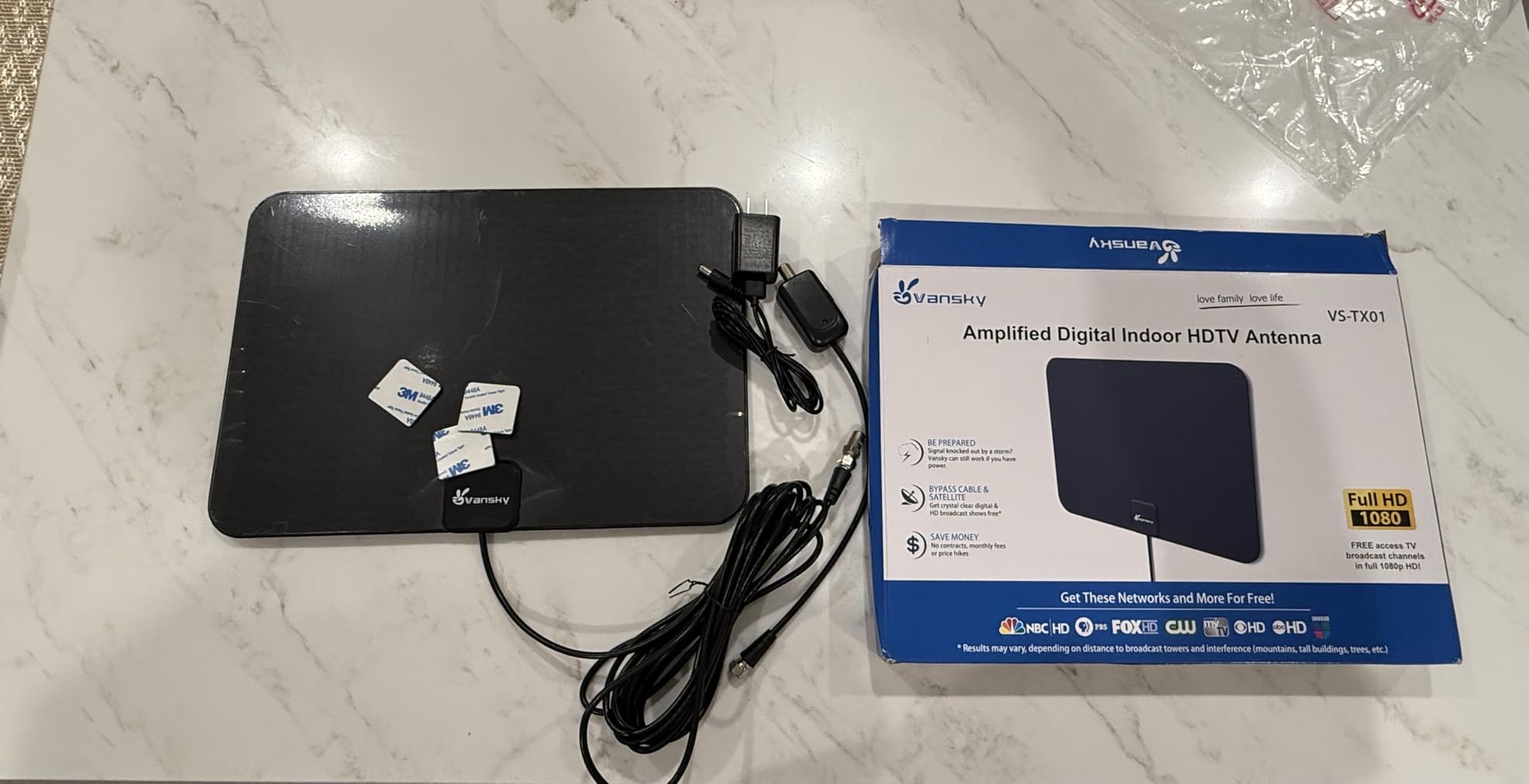 TV Antenna Indoor, Digital Amplified Indoor HDTV Antenna, 1080p VHF UHF Television Local Channels Detachable Signal Amplifier and 16.5ft Long Coax Cable customer photo 1