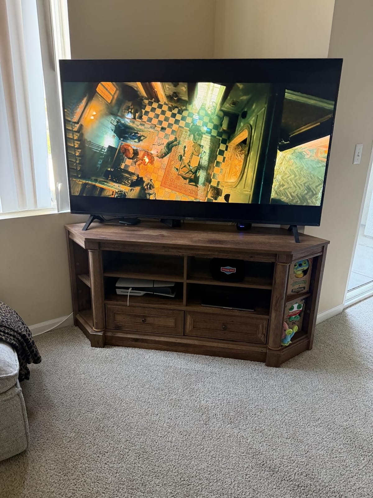 Sauder Palladia Corner TV Stand Console Entertainment Credenza, in Vintage Oak customer photo 2