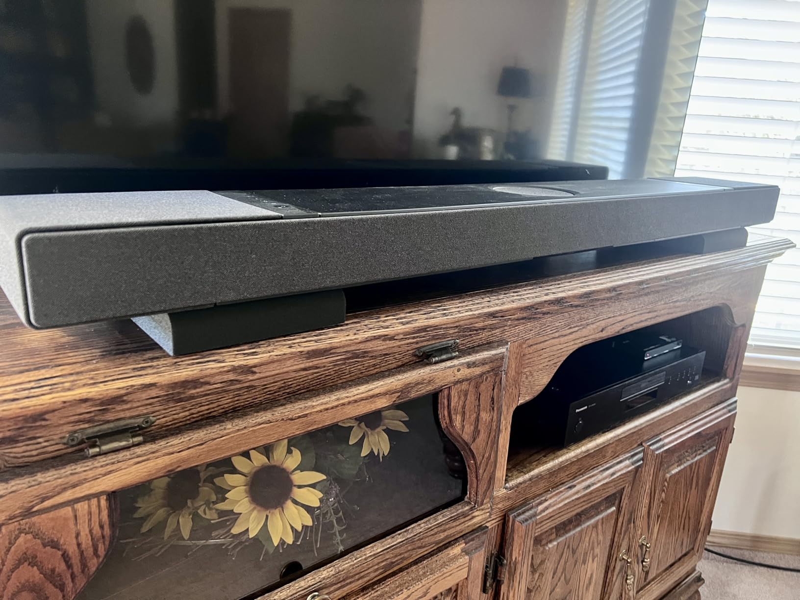 Sound Addicted - Studio Monitor Isolation Pads for 5 Inch Monitors, Pair of Two High Density Acoustic Foam which Fits Most Speaker Stands | SMPad 5 customer photo 1