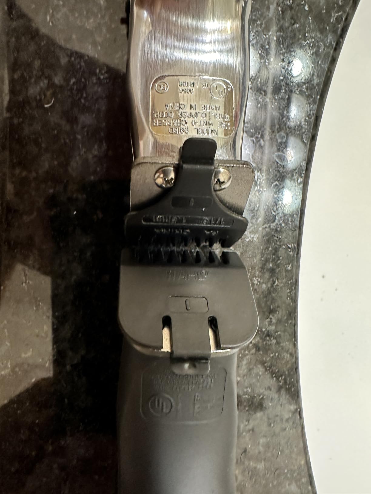 Wahl Groomsman Rechargeable Beard Trimmer Kit & Bonus Battery Nose Trimmer customer photo 2
