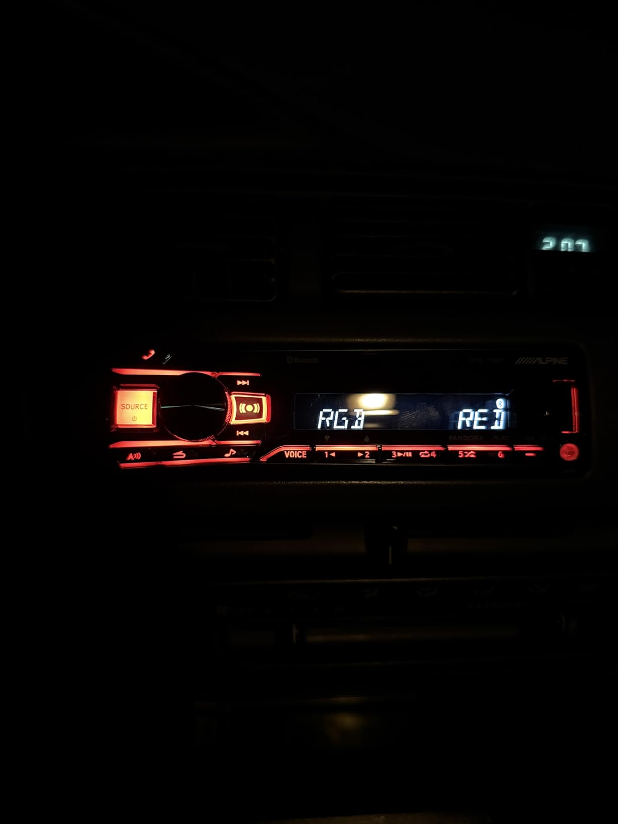 Alpine UTE-73BT Mech-Less Digital Media Receiver with Bluetooth® Wireless Technology customer photo 1