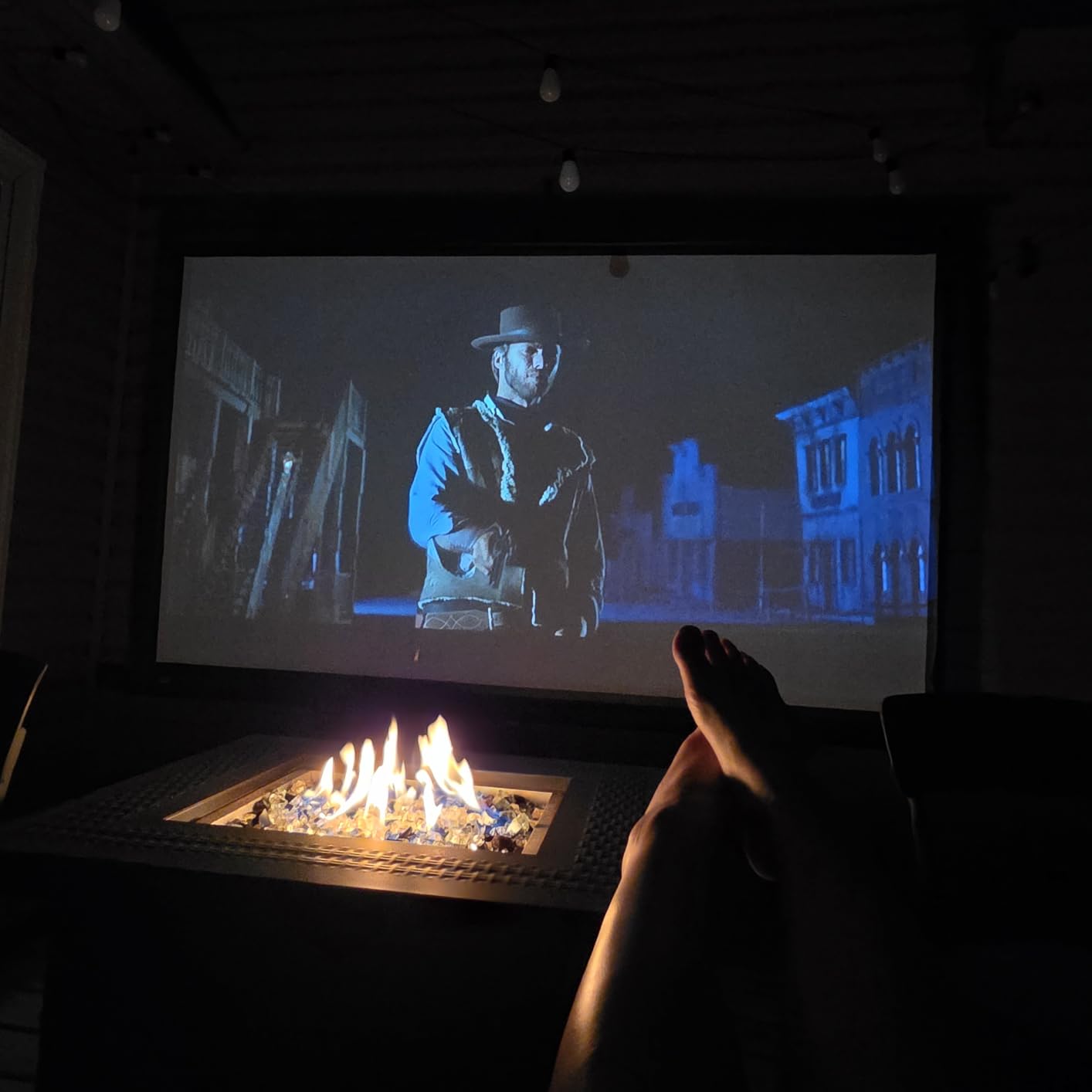 100 Inch Indoor and Outdoor Projector Screen with Stand for Movies or Presentations - HD Premium 16:9 Folding Free Tripod Screen with Carry Bag and Straps, Matte customer photo 1