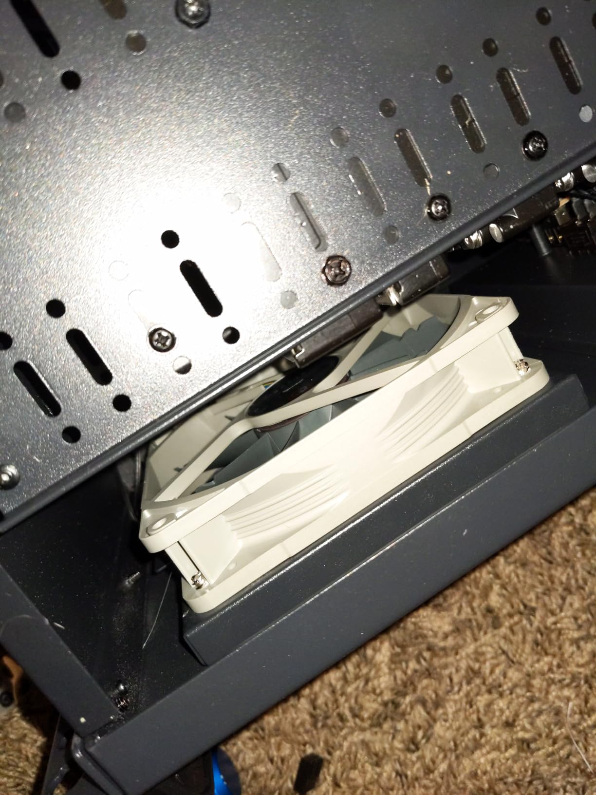 Noctua NF-P12 redux-1700 PWM, Quiet Fan 120mm customer photo 1