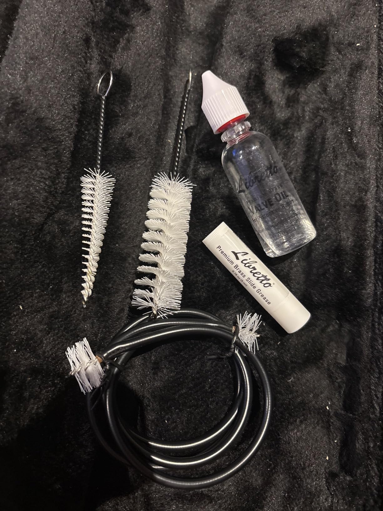 Libretto Trumpet (Cornet) All-Inclusive Care Kit w/Instructions: Valve Oil+Slide Grease+Cleaning Cloth+Mouthpiece/Valve/Bore Brushes, Giftable Handy Case, Time to Clean & Extend Life of Your Trumpet! customer photo 2