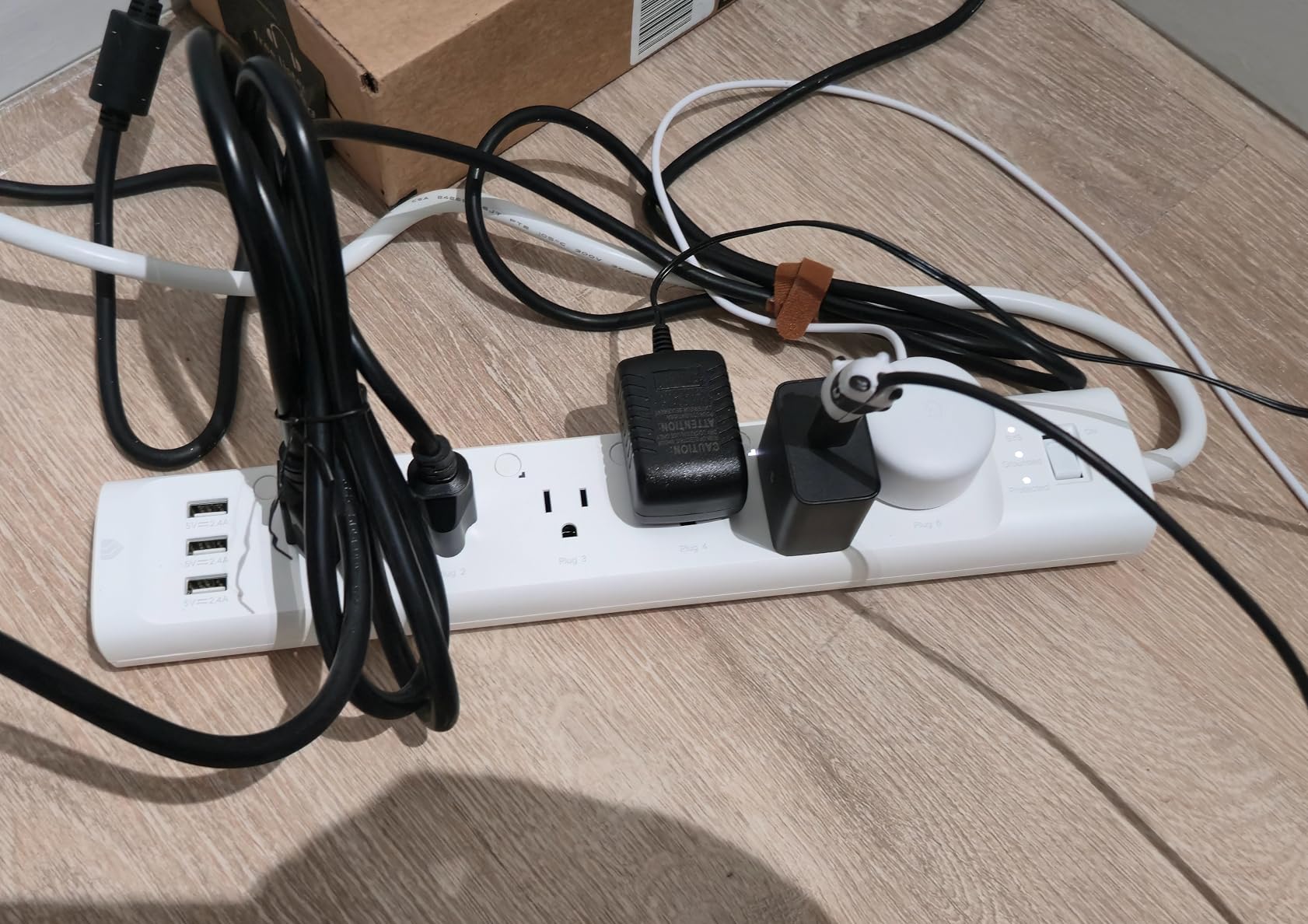 Kasa Smart Plug Power Strip HS300, Smart Outlet, No Hub Required customer photo 1