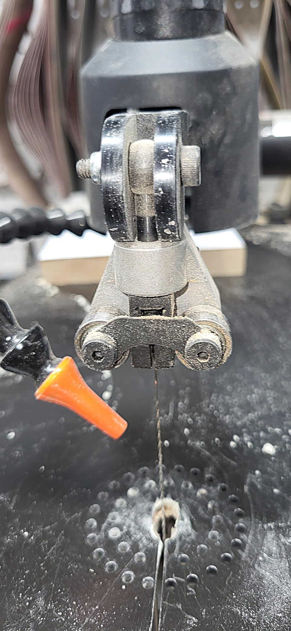 JET 18-Inch Variable-Speed Scroll Saw, 120V 1Ph (JWSS-18B) customer photo 1